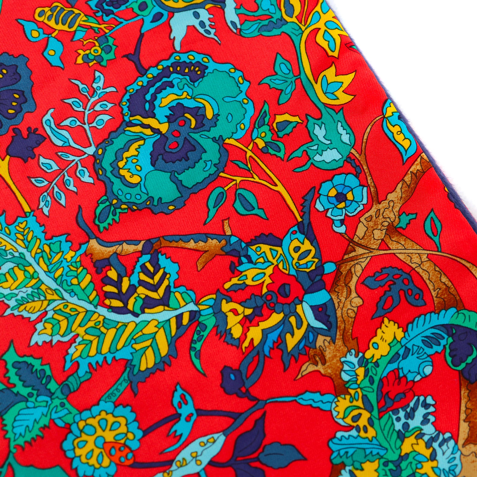 HERMÈS - Echarpe en soie et angora réversible