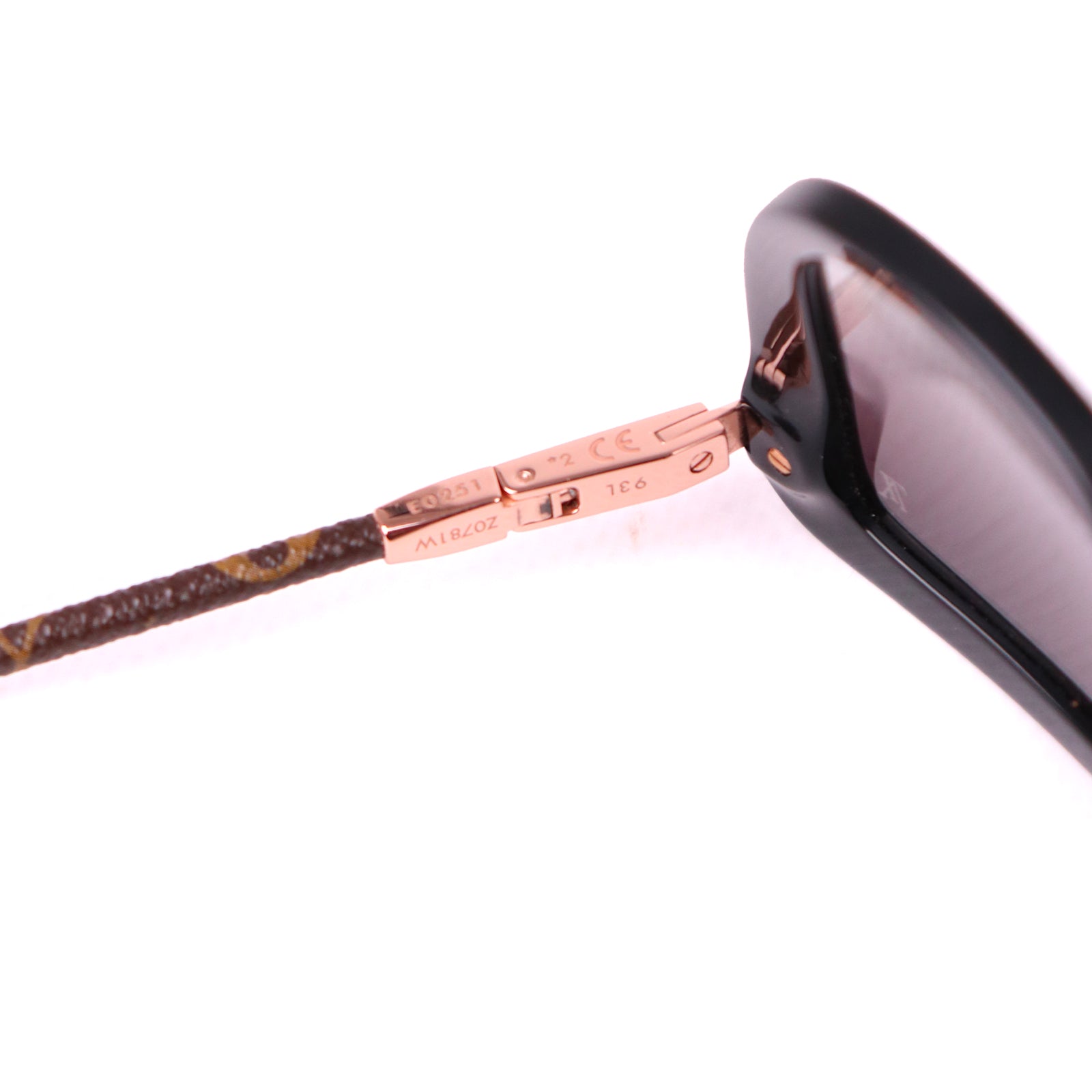 LOUIS VUITTON - Charlotte sunglasses