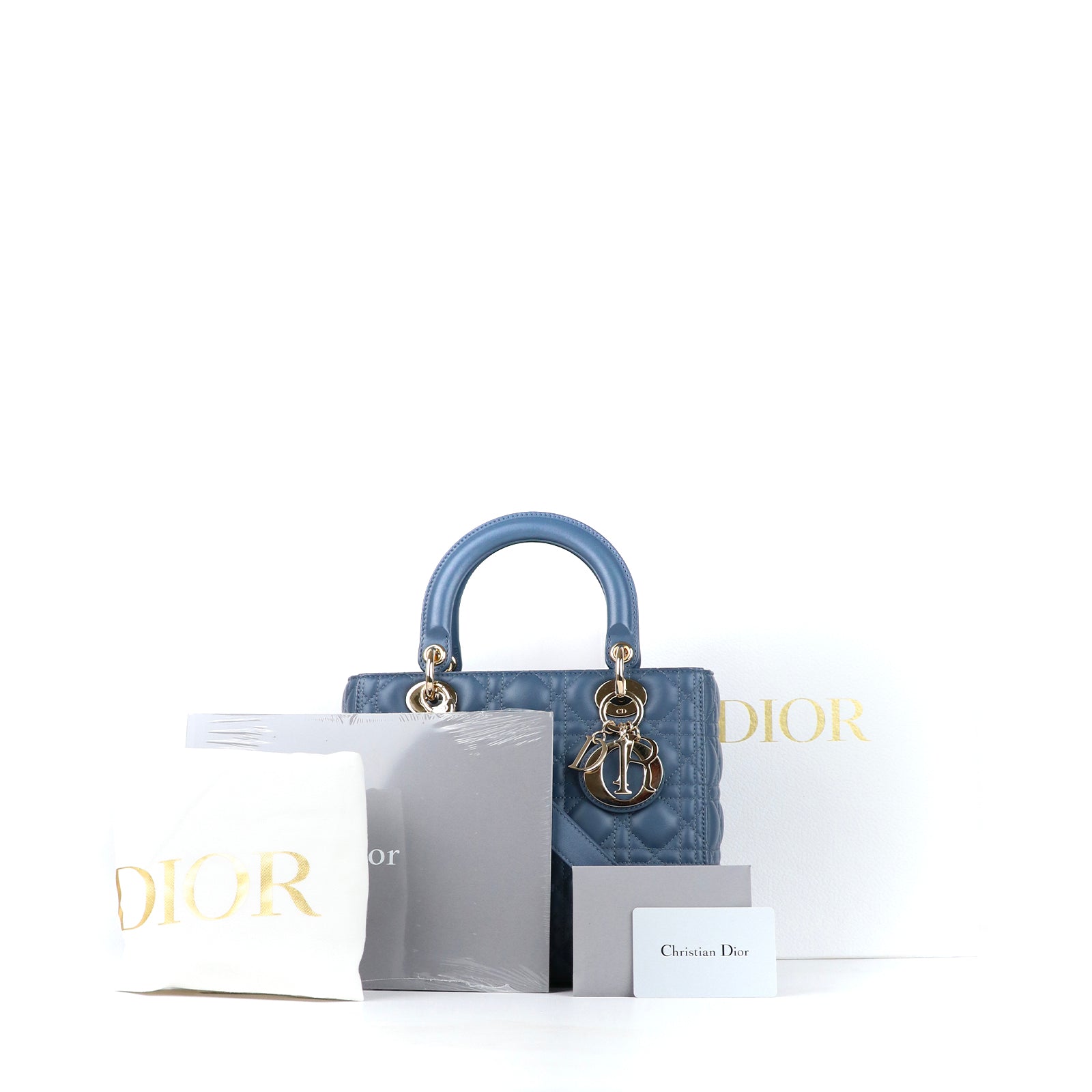 DIOR - Lady Dior Medium shoulder bag