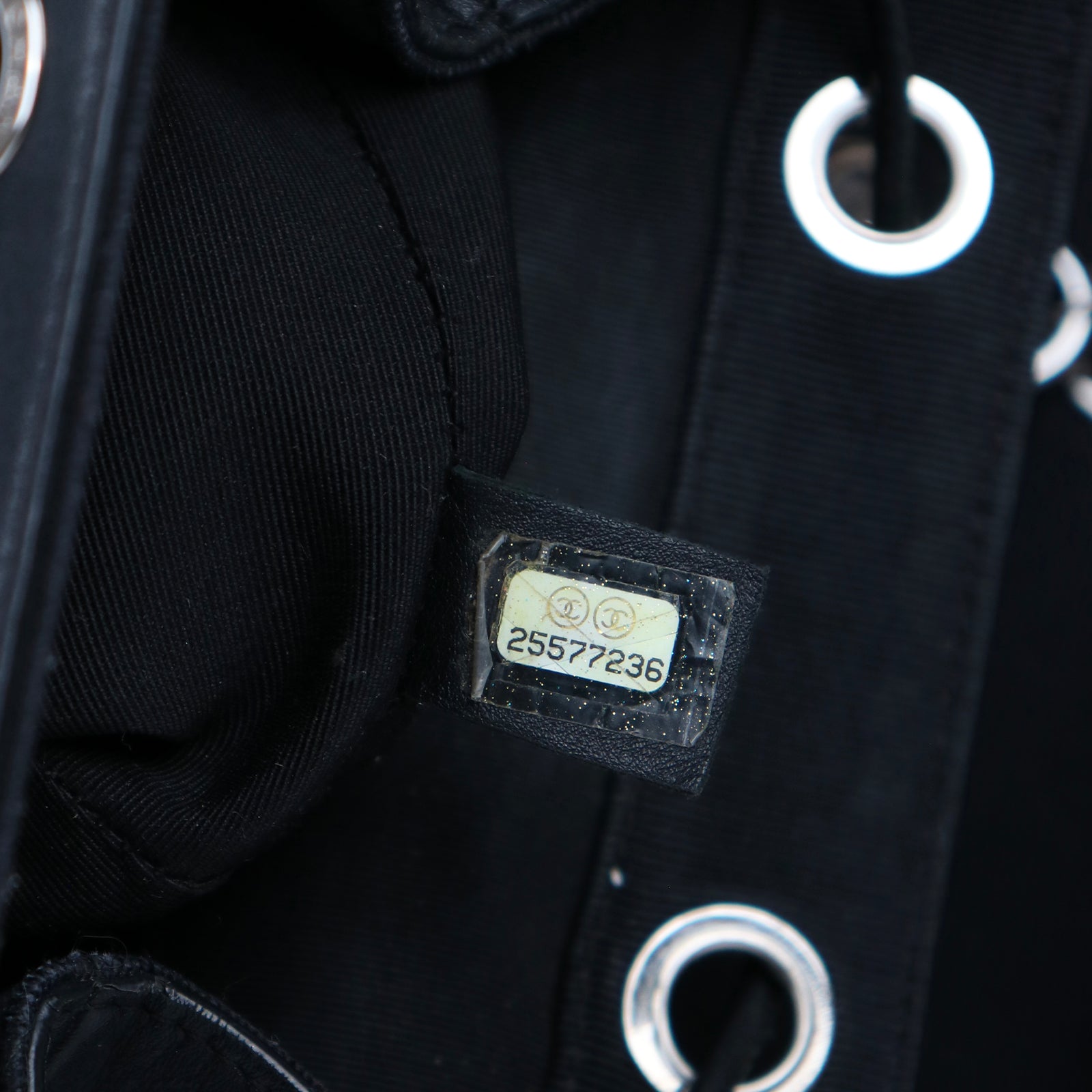 CHANEL - Sac à dos Timeless