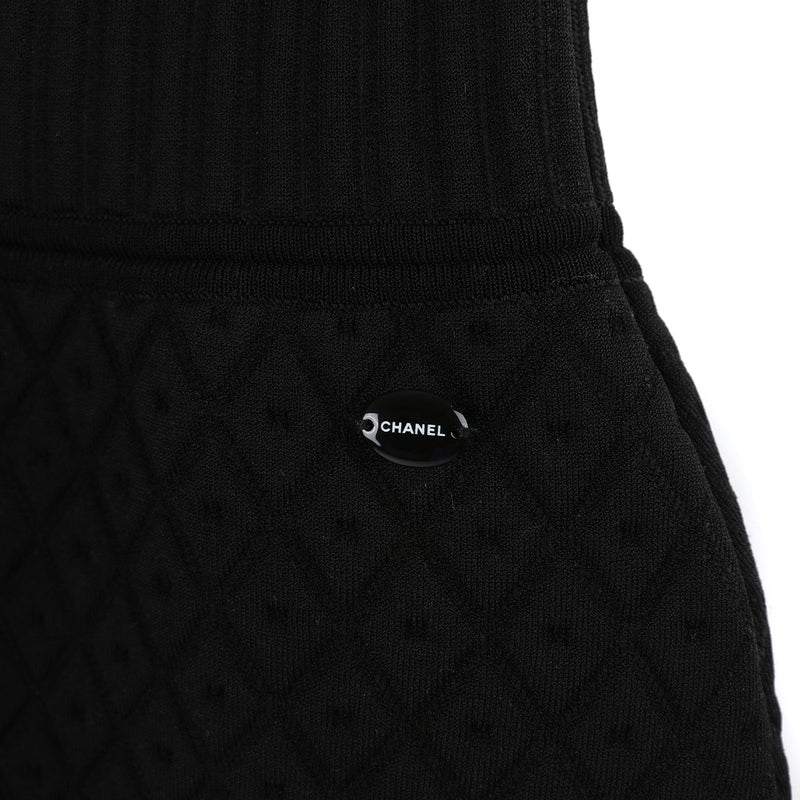 CHANEL - Robe noire et blanche (T44)