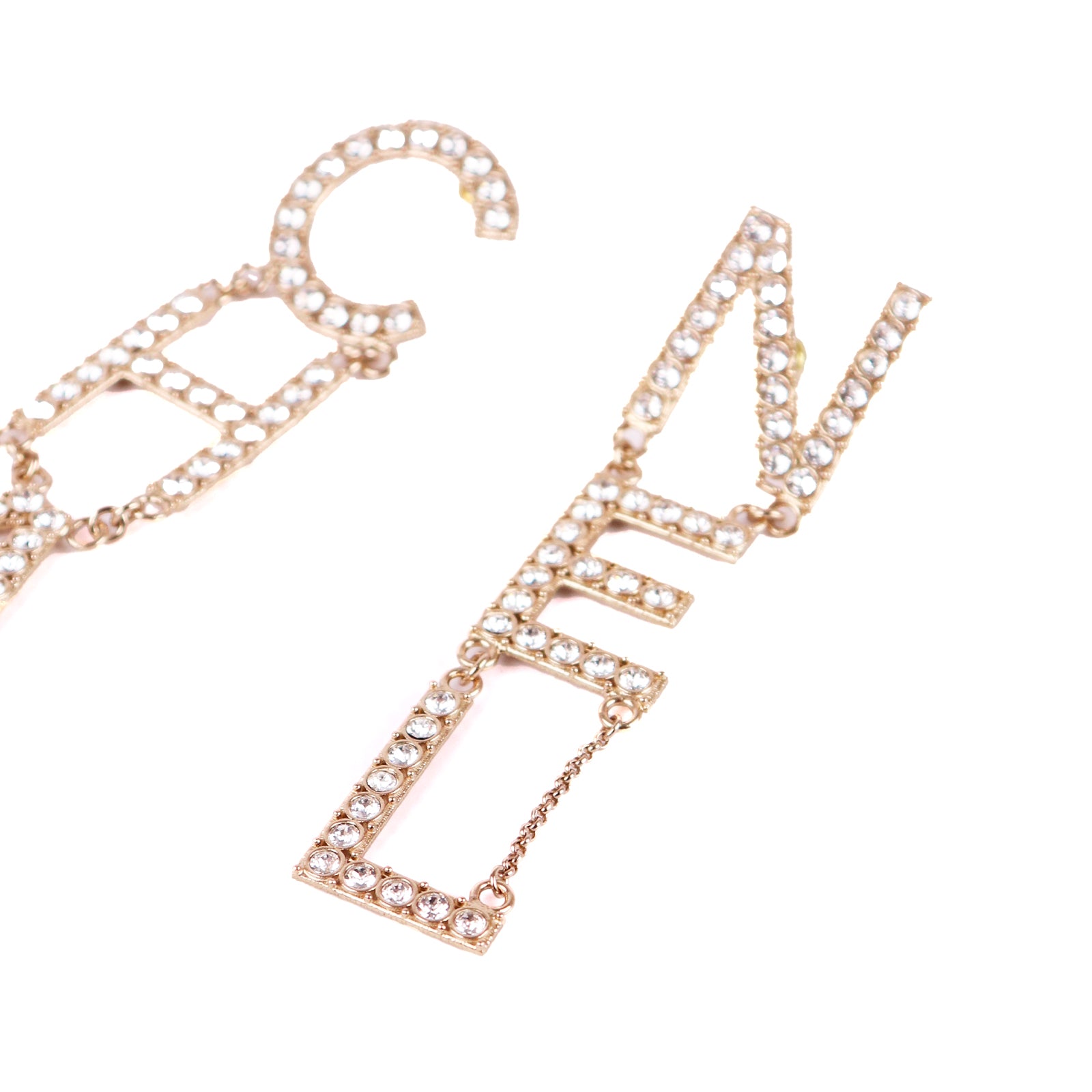 CHANEL - Boucles d'oreilles en cristal