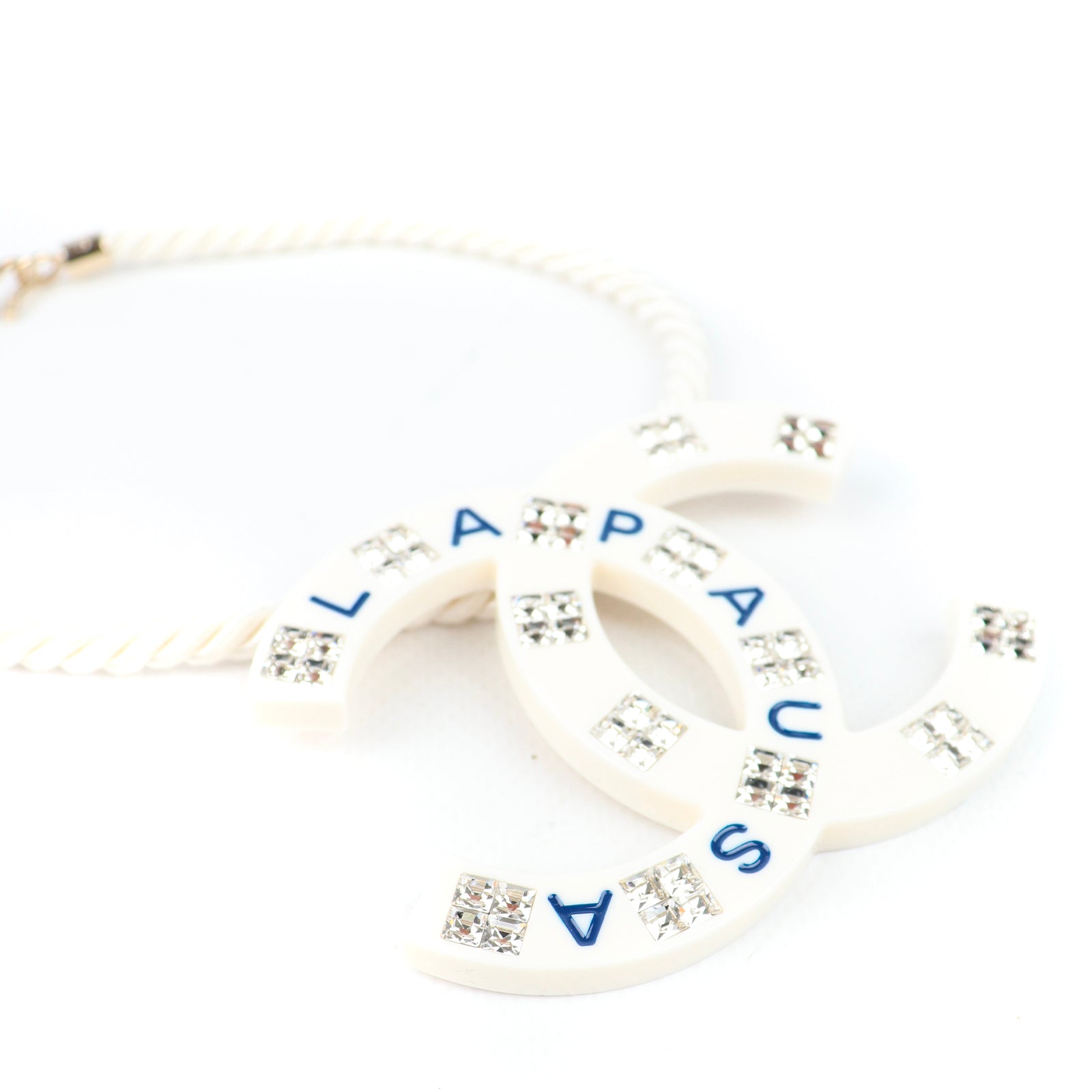 CHANEL - La Pausa necklace