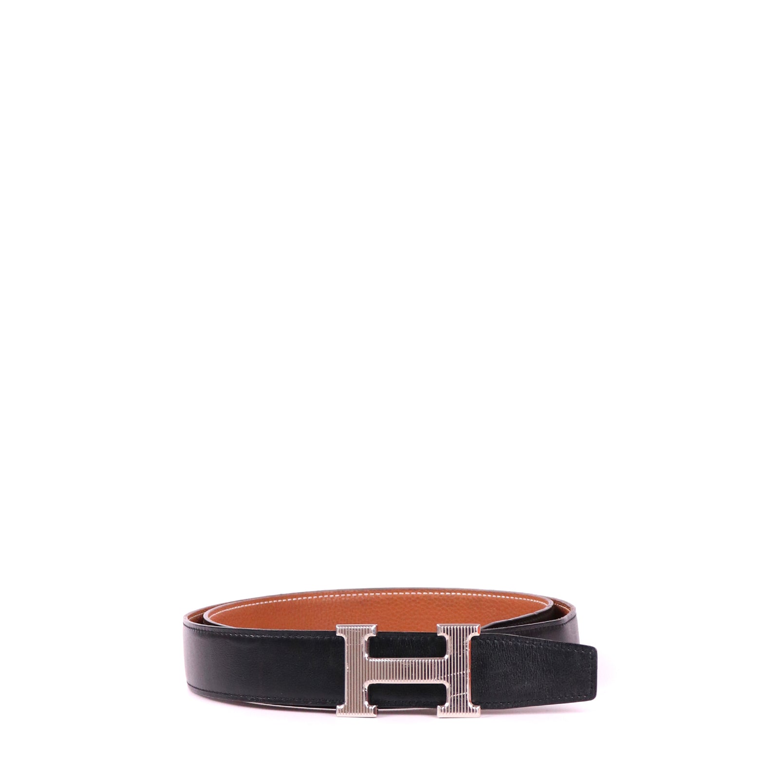 HERMÈS - Ceinture réversible en cuir avec boucle argentée (T100)