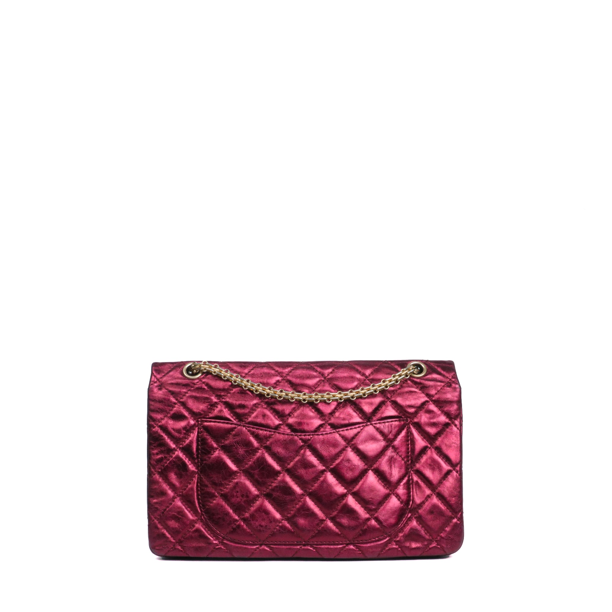 CHANEL - Sac à bandoulière 2.55 Chanel large en cuir matelassé bordeaux métallisé