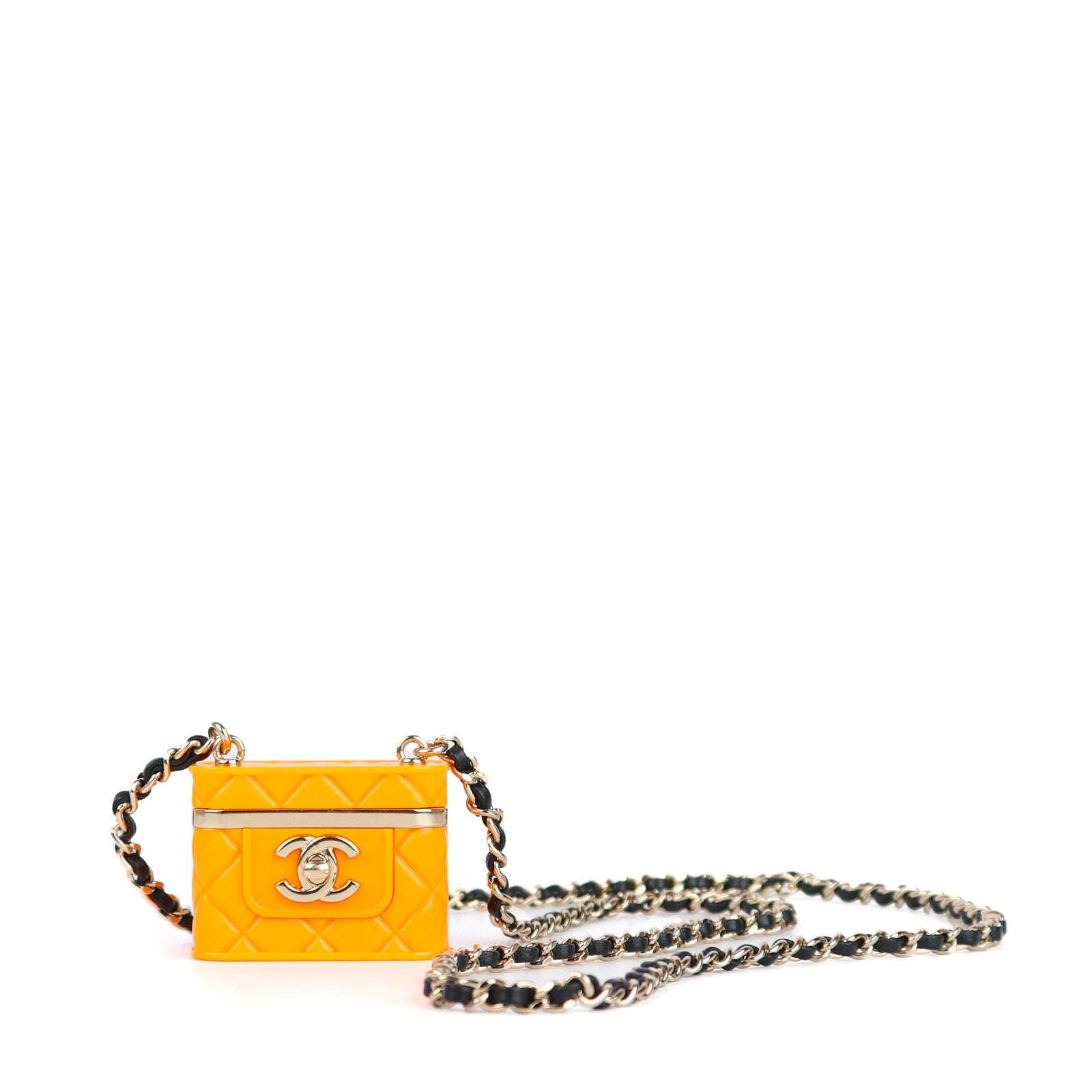 CHANEL - Vanity collector necklace