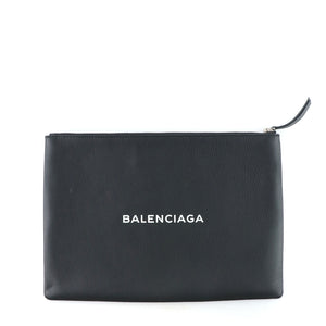 BALENCIAGA - Pochette en cuir grainé noir