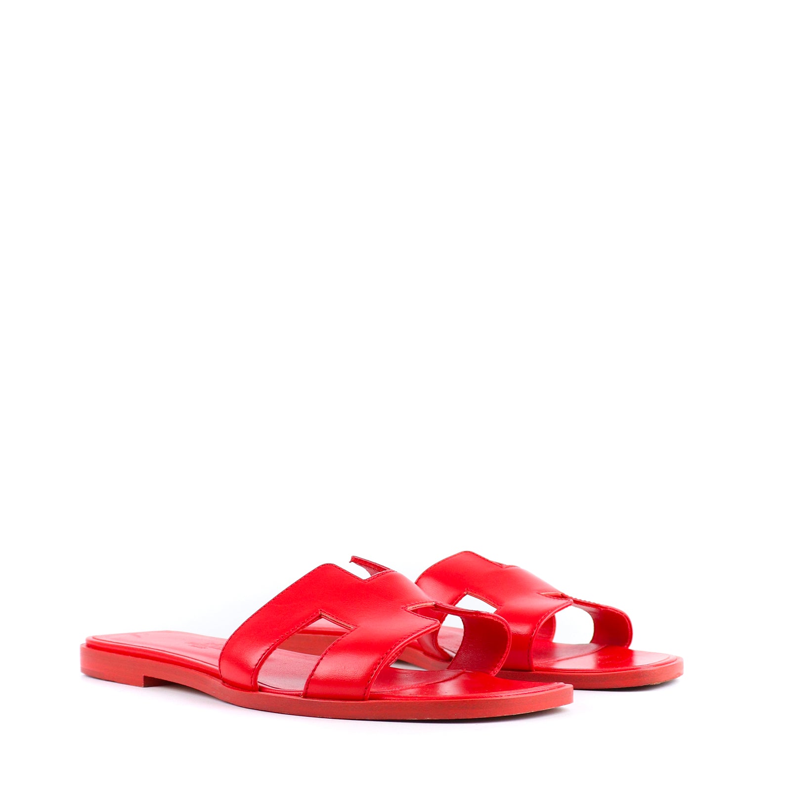 HERMÈS - Sandales Oran en cuir rouge (T37)