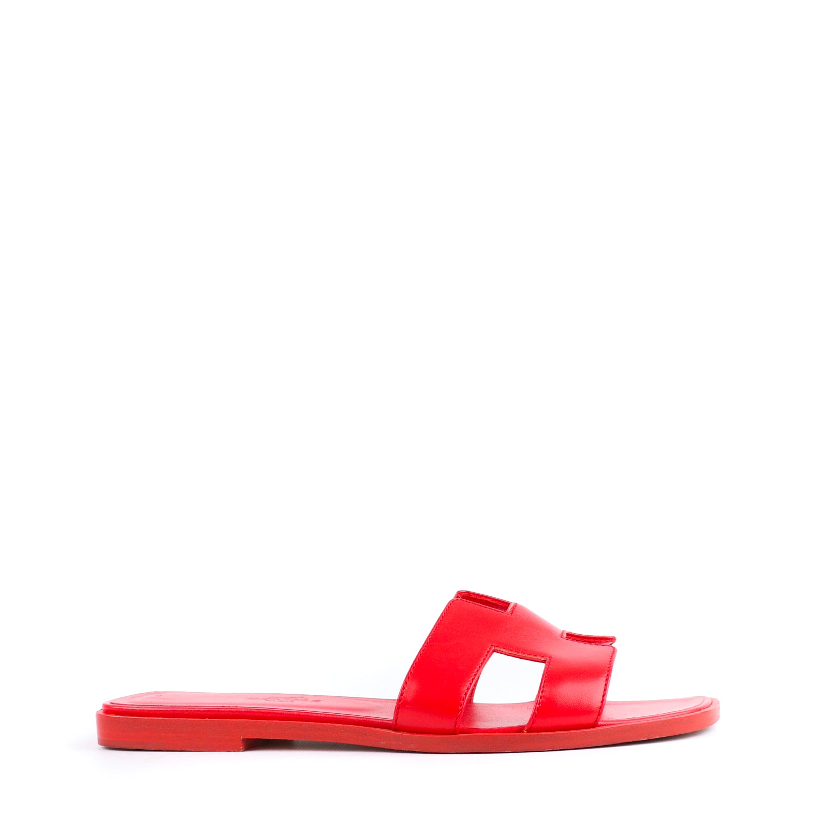 HERMÈS - Sandales Oran en cuir rouge (T37)