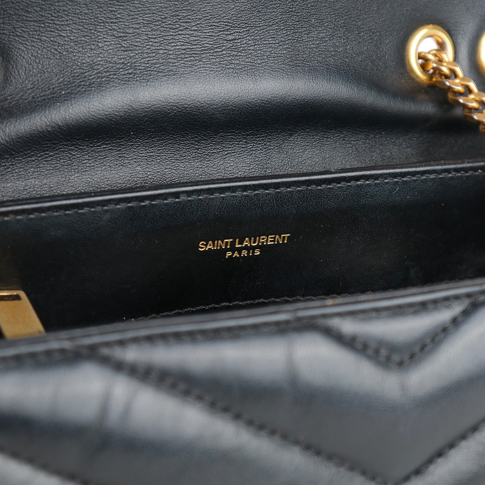 SAINT LAURENT - Sac à bandoulière Loulou small en cuir matelassé