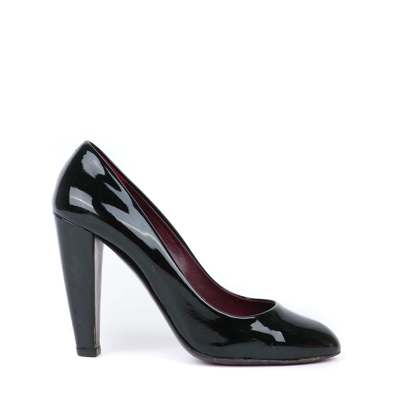 MIU MIU - Escarpins en cuir verni (T37,5)
