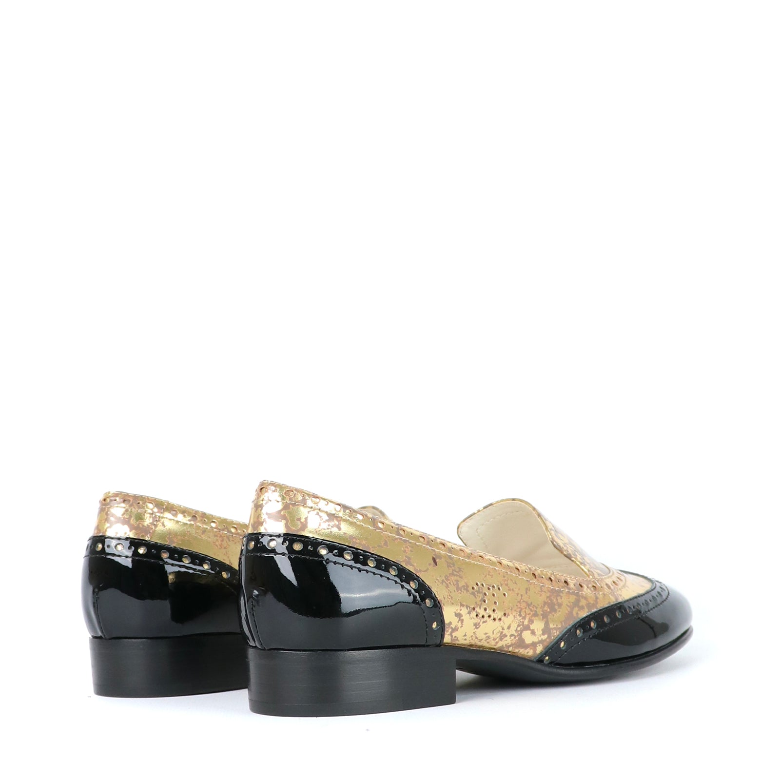 CHANEL - Leather loafers (T39)