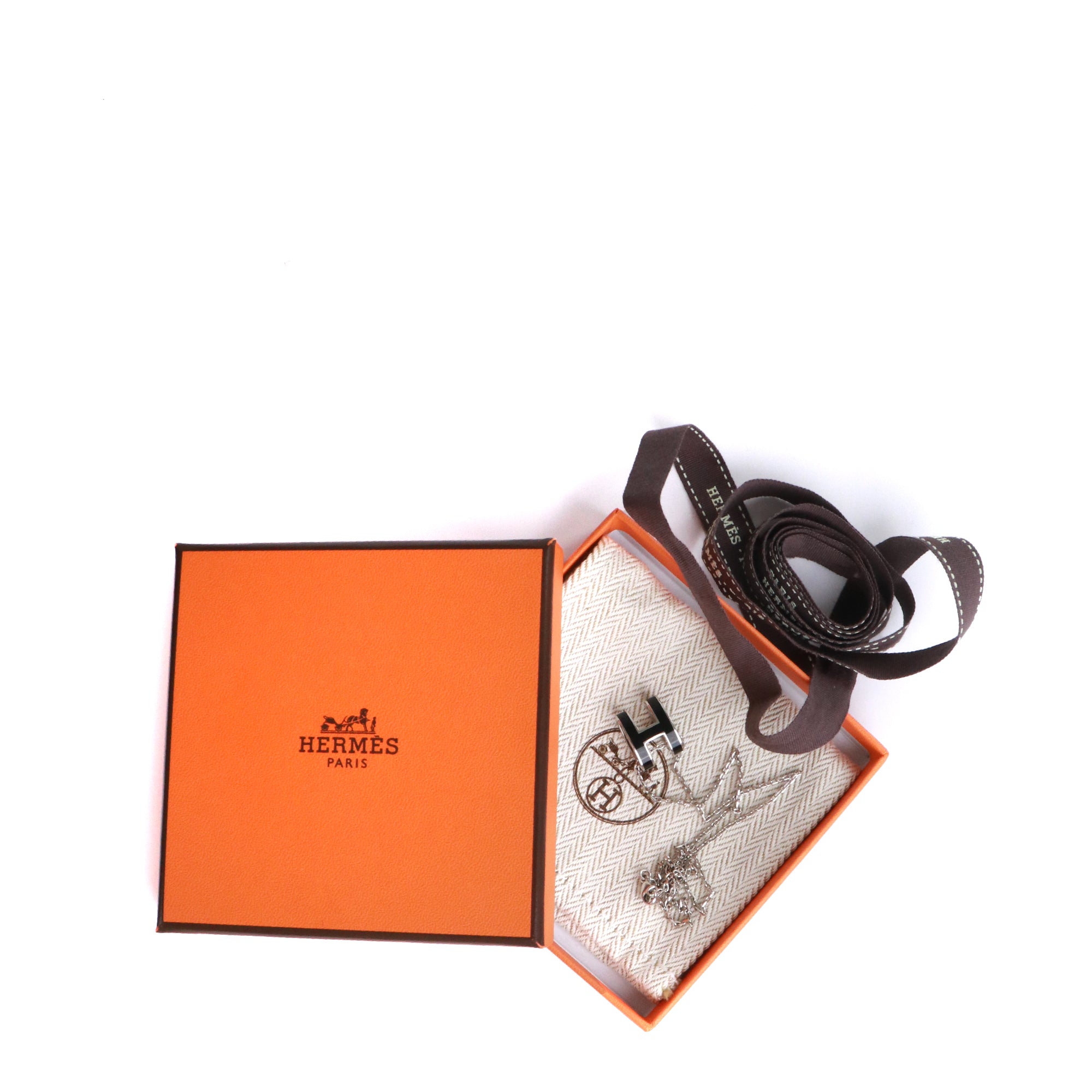 HERMÈS - Estrier necklace