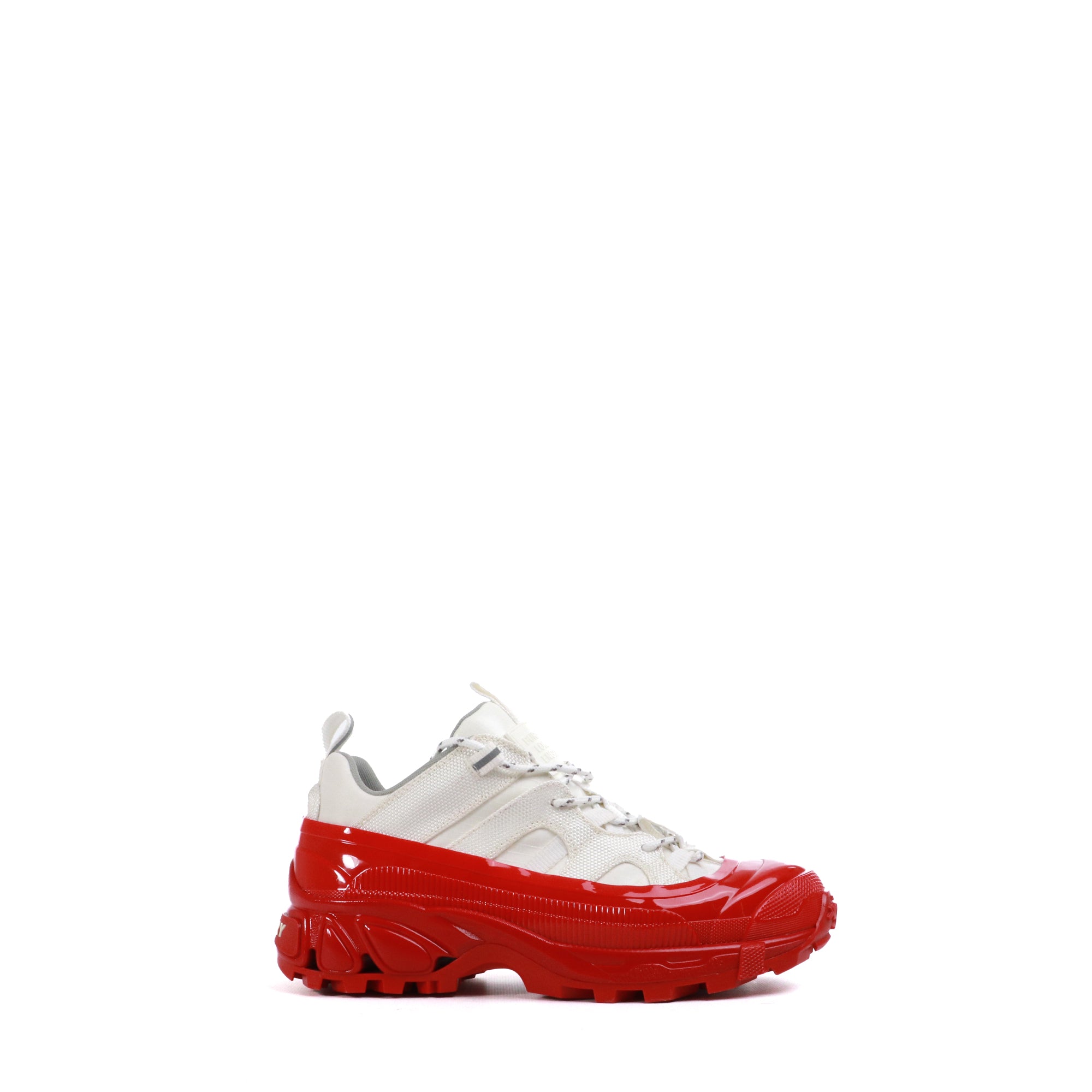 BURBERRY - Sneakers Arthur Burberry en toile blanche et plastique rouge (T37)