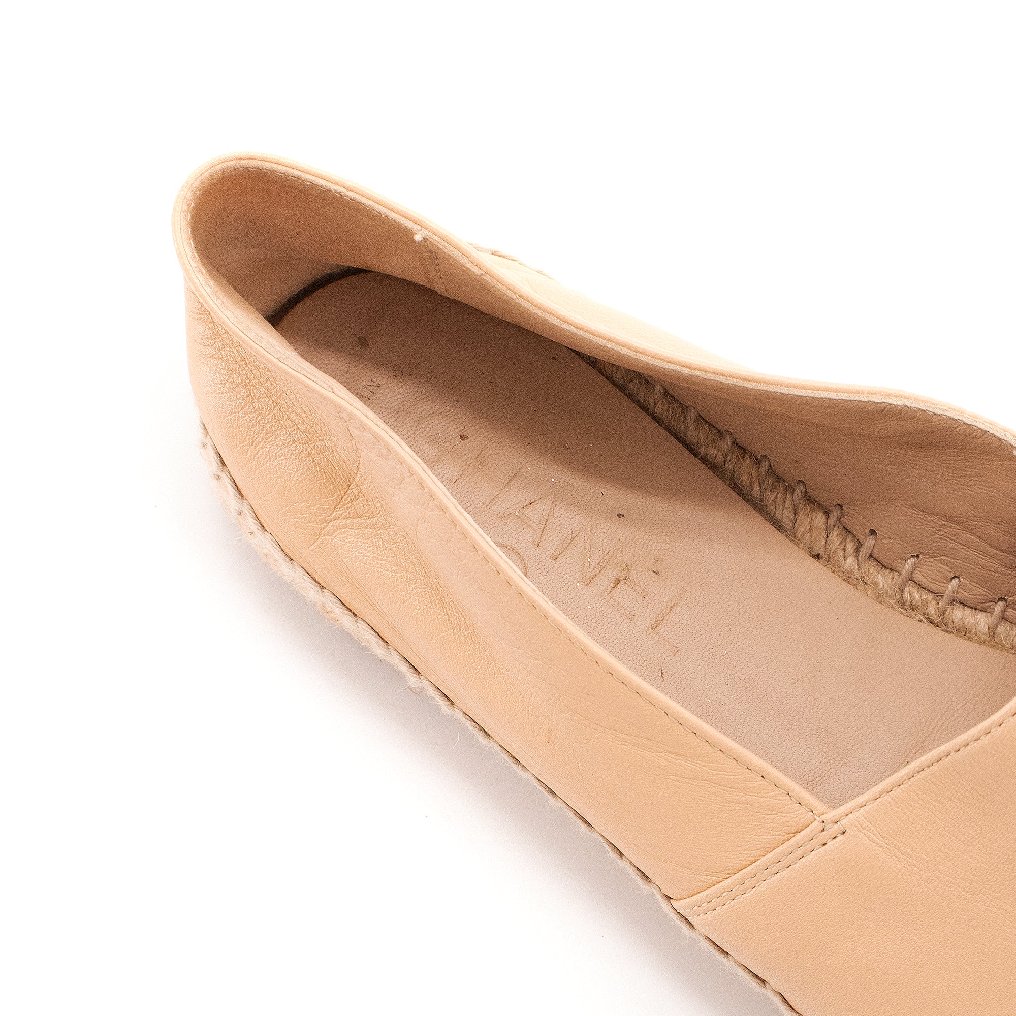 CHANEL - Chanel CC espadrilles in beige and black leather (T38)
