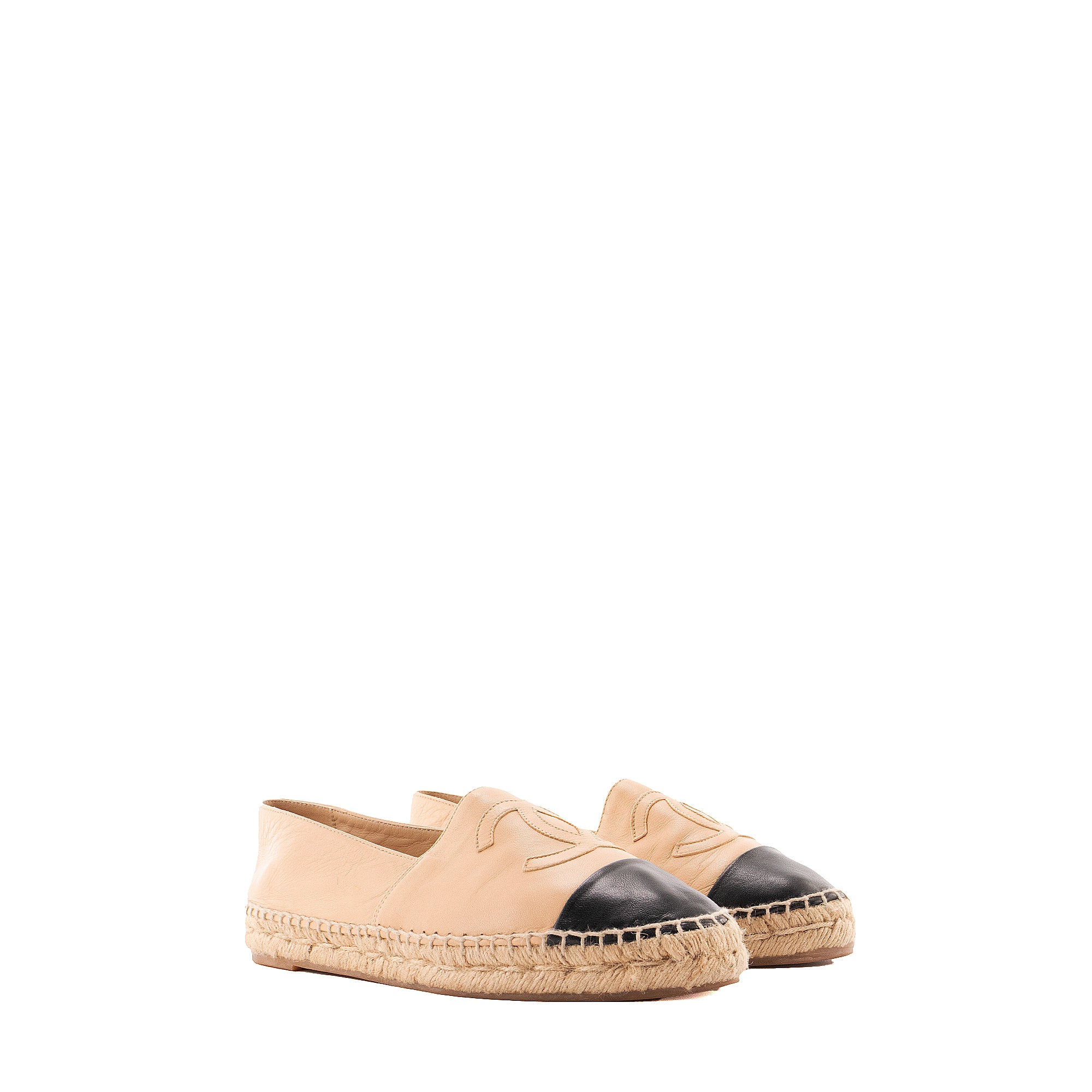 CHANEL - Chanel CC espadrilles in beige and black leather (T38)