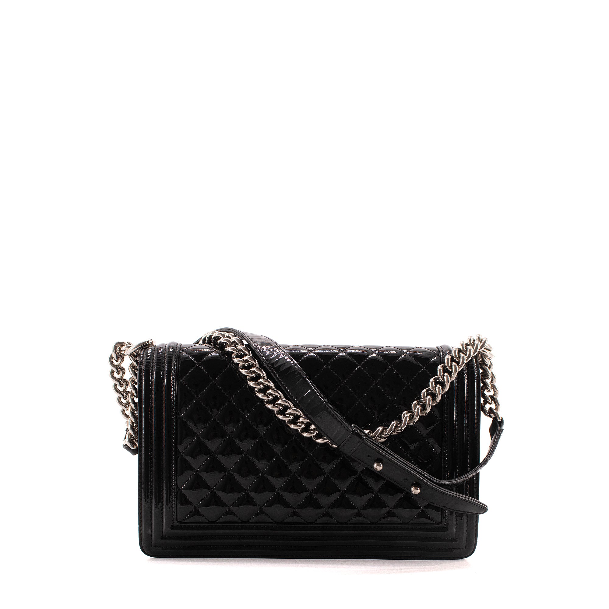 CHANEL - Sac à bandoulière Boy Chanel en cuir verni noir