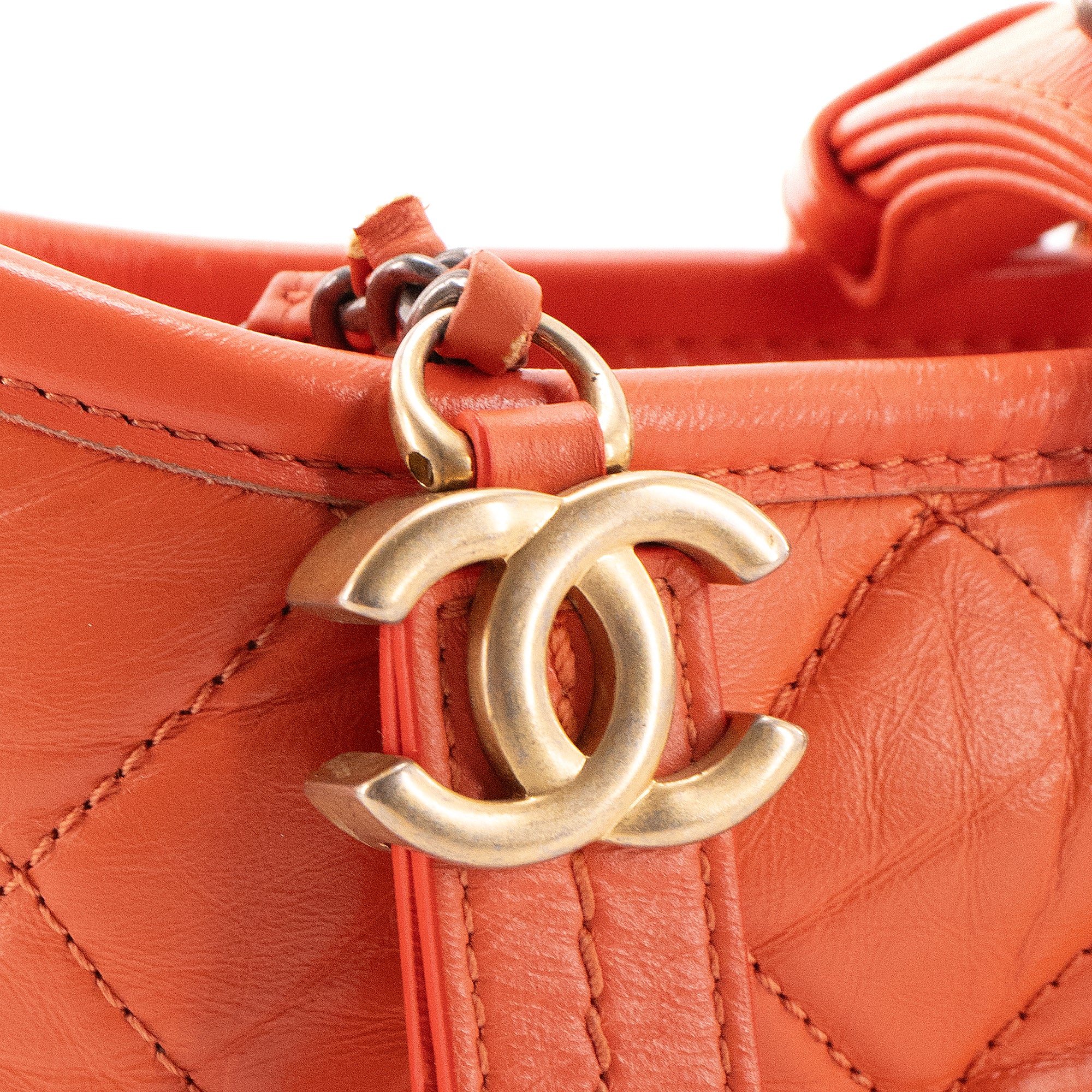 CHANEL - Chanel Gabrielle mini shoulder bag in coral orange leather