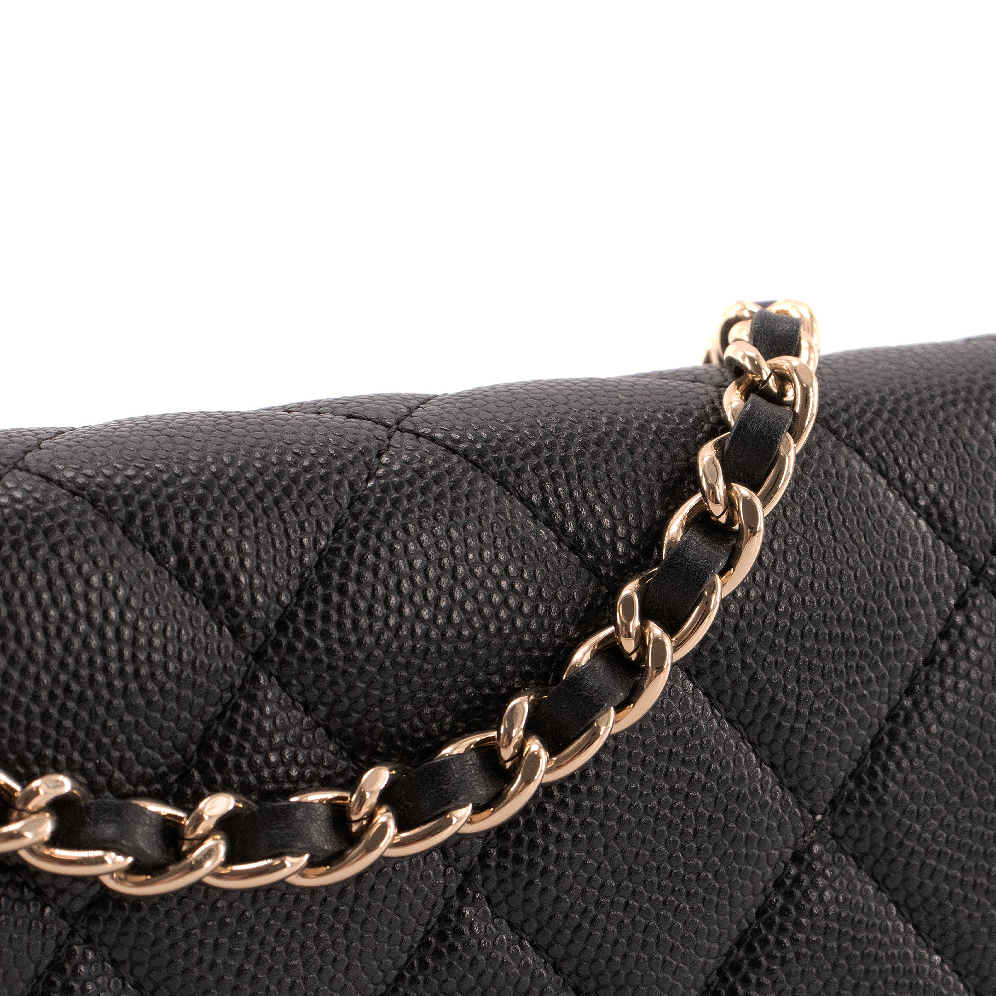 CHANEL - Sac à bandoulière Wallet On Chain Filigree Chanel en cuir caviar noir
