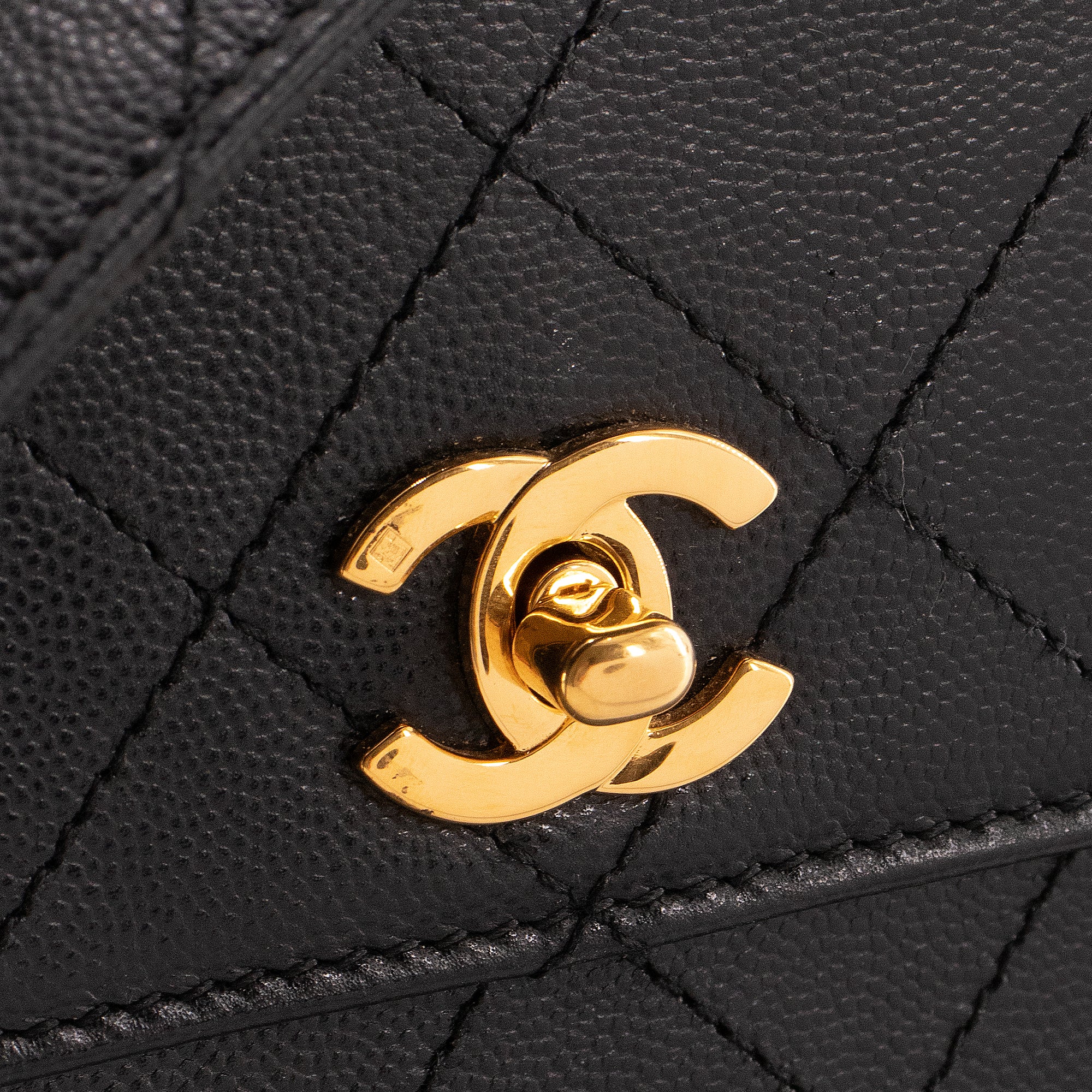 CHANEL - Chanel Box Flap shoulder bag in vintage black caviar leather