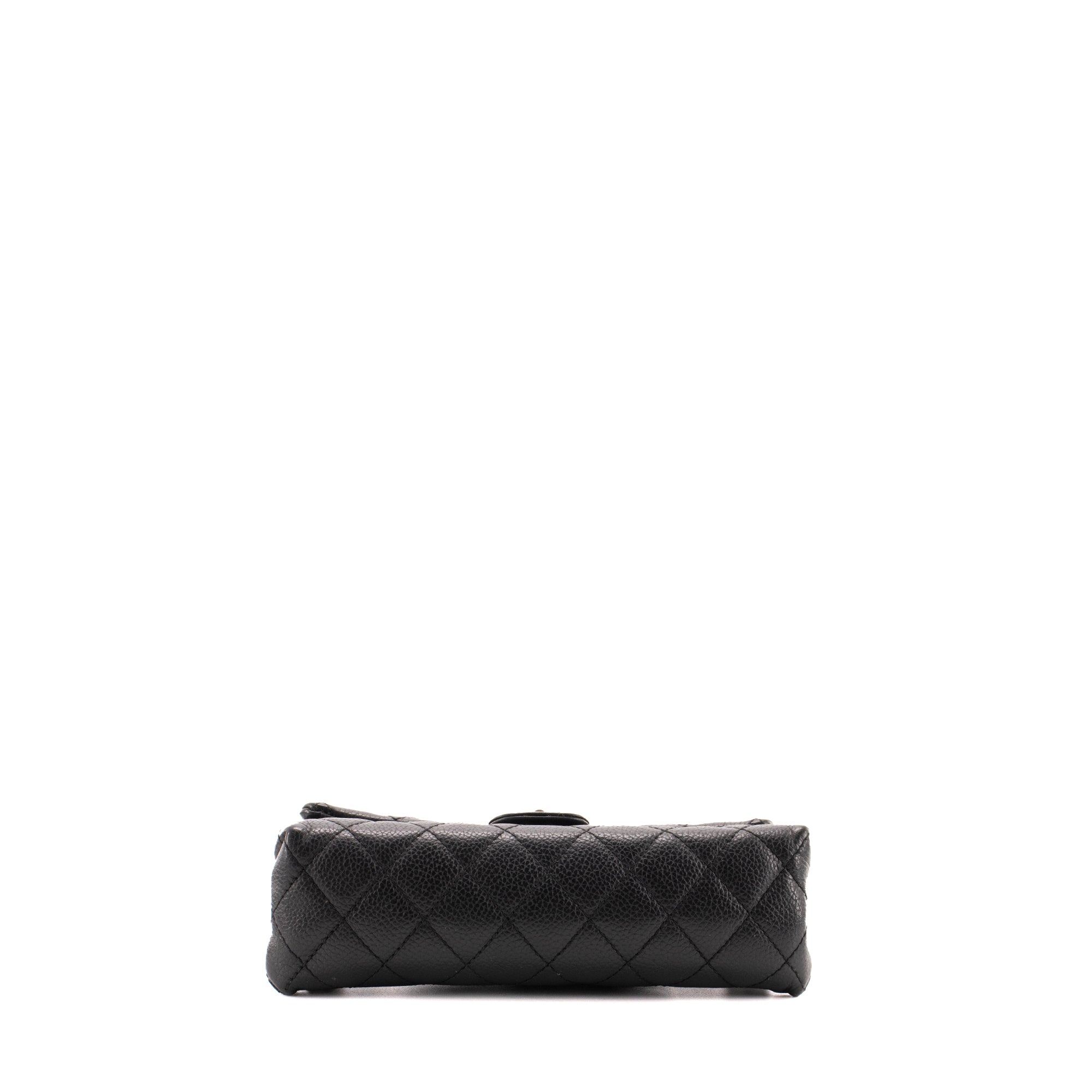CHANEL - Sac ceinture 2.55 Chanel en cuir caviar noir