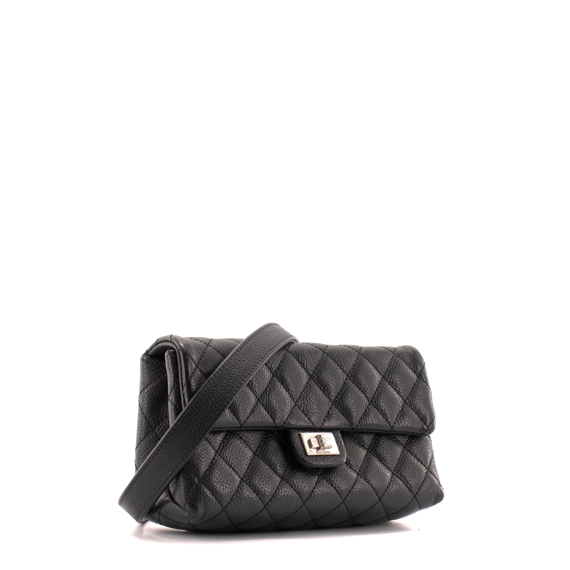 CHANEL - Sac ceinture 2.55 Chanel en cuir caviar noir