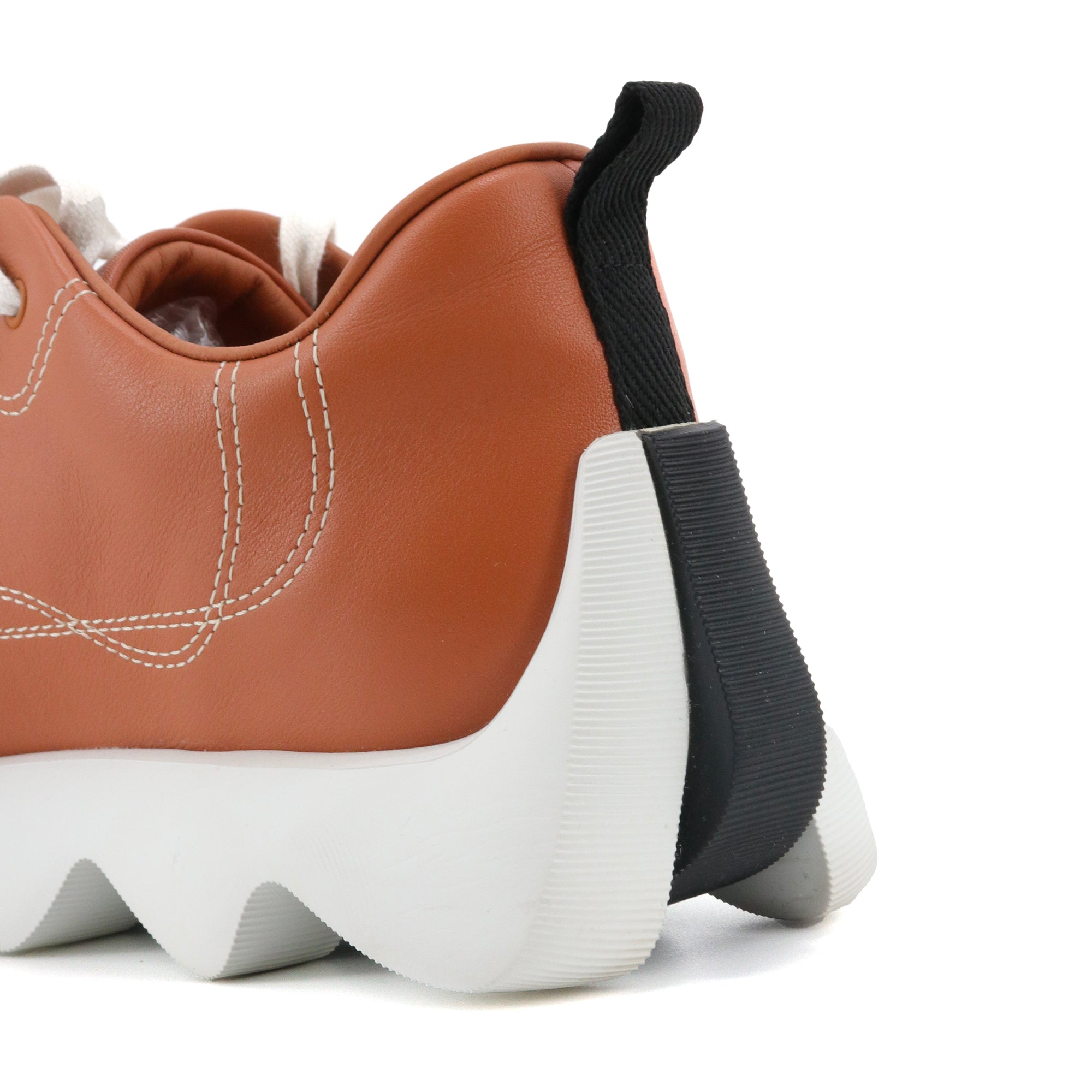 HERMÈS - Sneakers Envol Hermès en cuir marron (T39)