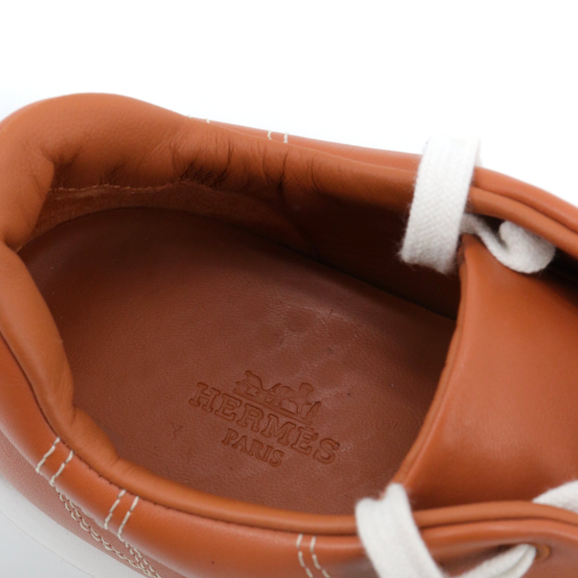 HERMÈS - Sneakers Envol Hermès en cuir marron (T39)