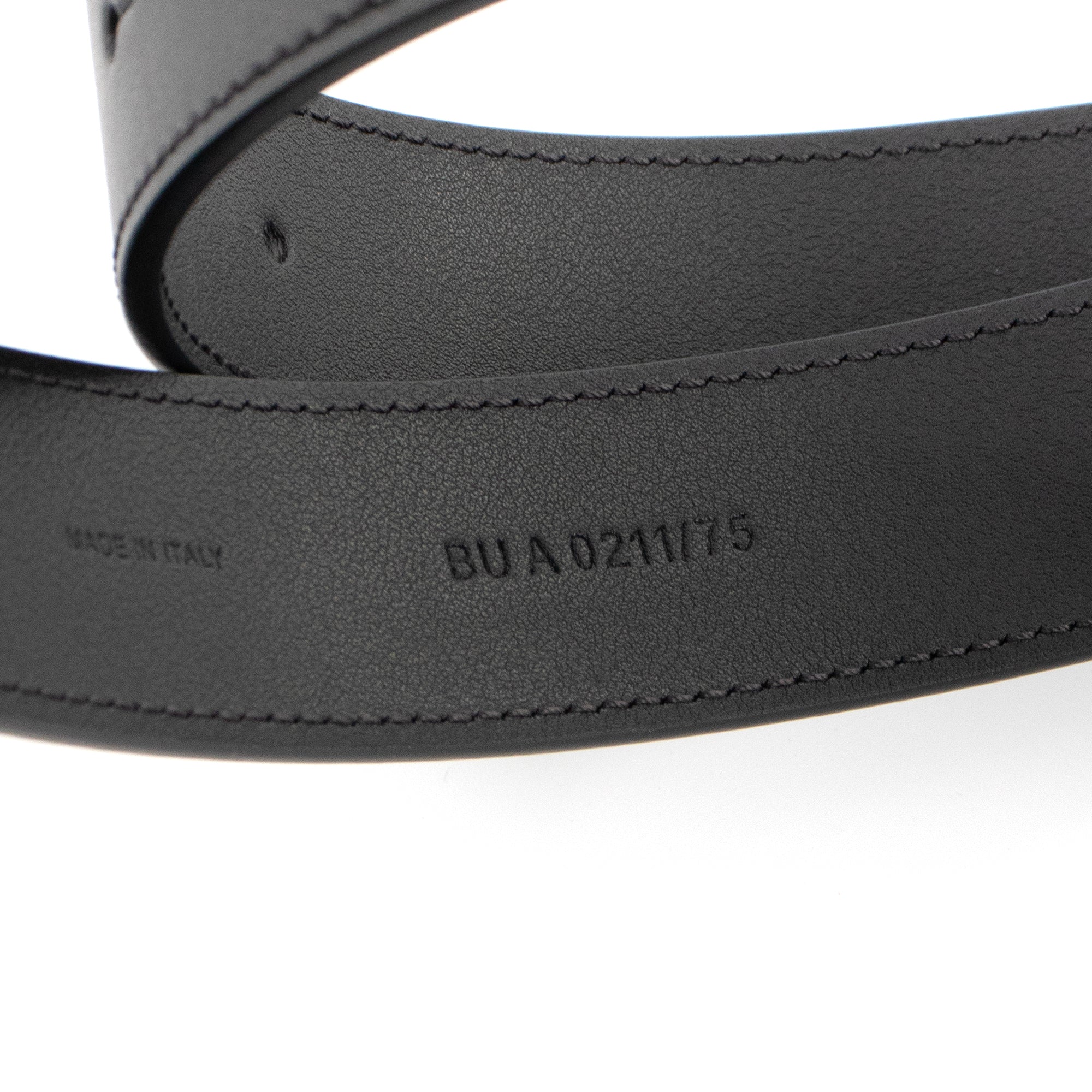 GIVENCHY - Ceinture G Givenchy en cuir noir (T75)