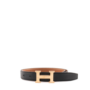 HERMÈS - Ceinture H réversible Hermès en cuir noir et marron (T80)