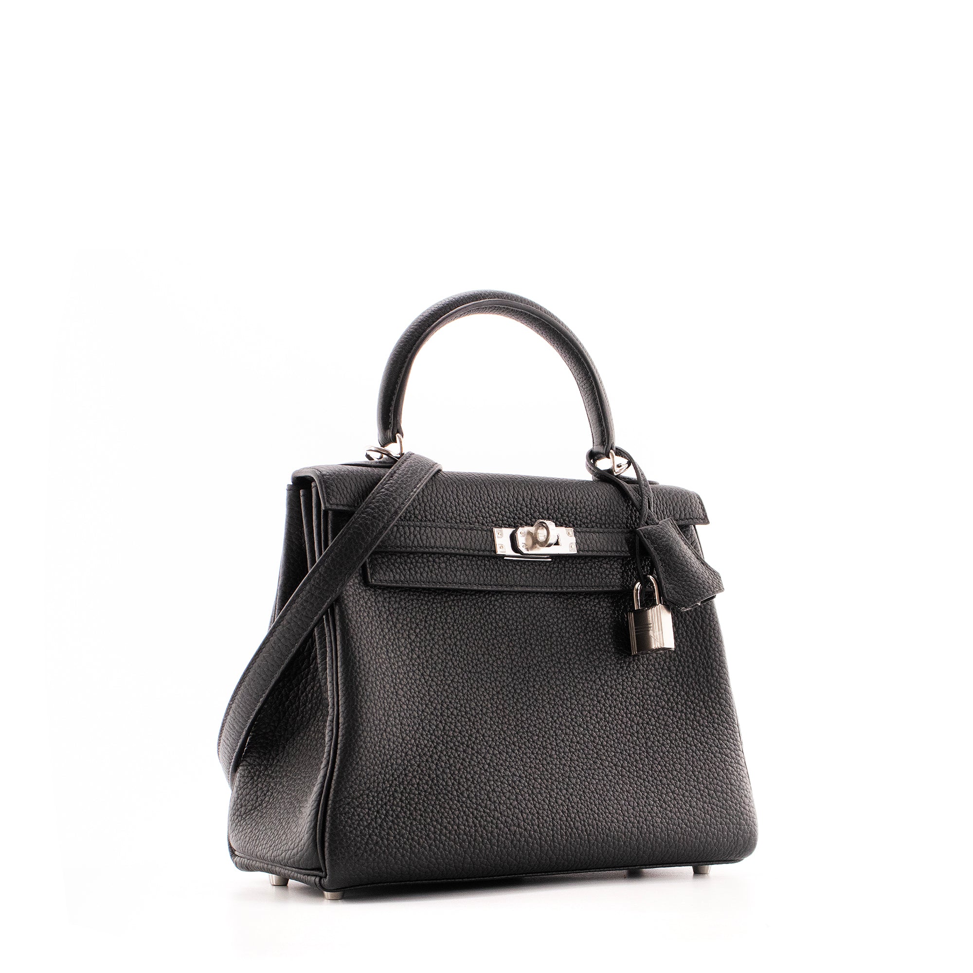 HERMÈS - Sac à main Kelly 25 Hermès en cuir togo noir