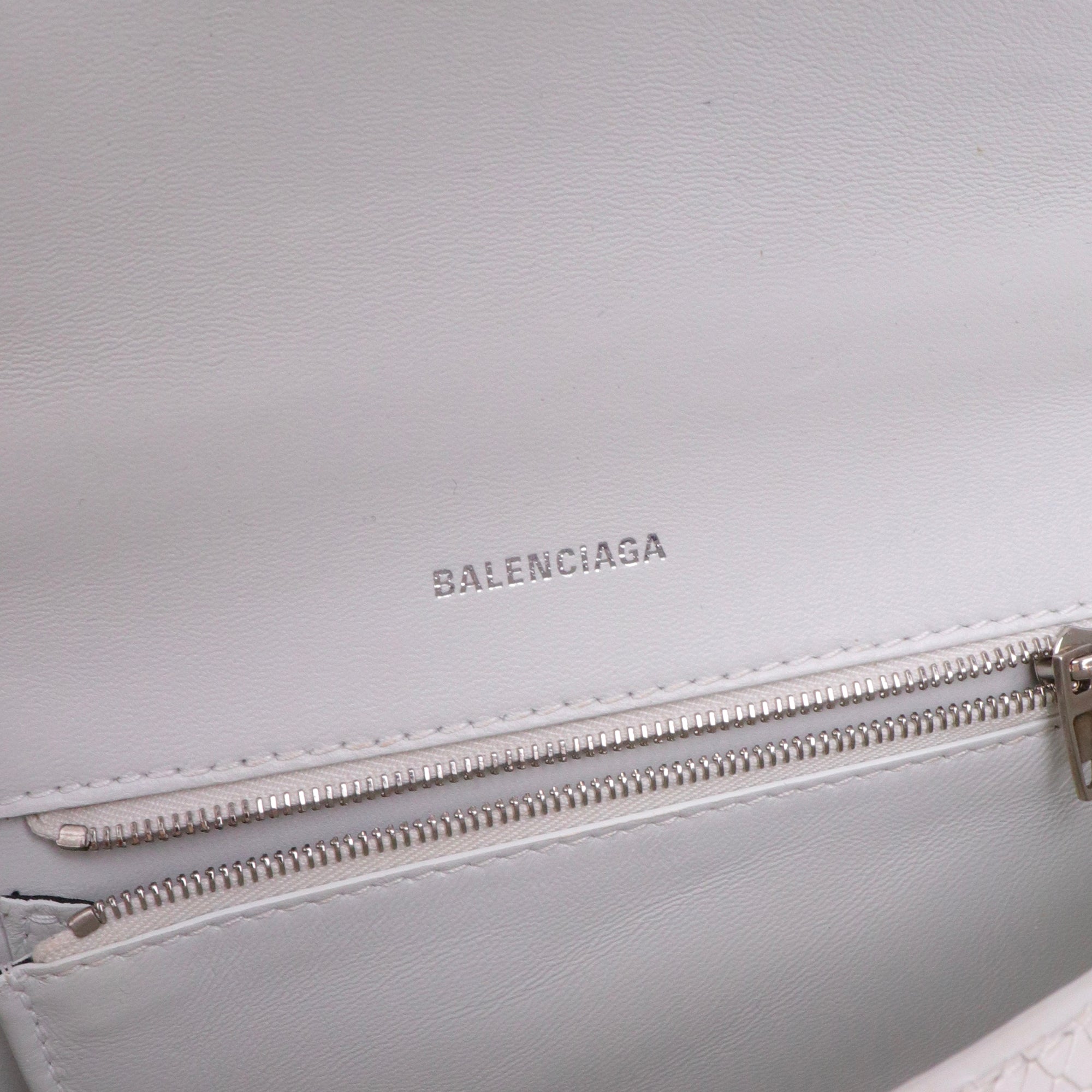 BALENCIAGA - Hourglass Balenciaga Small Size shoulder bag in white grained leather