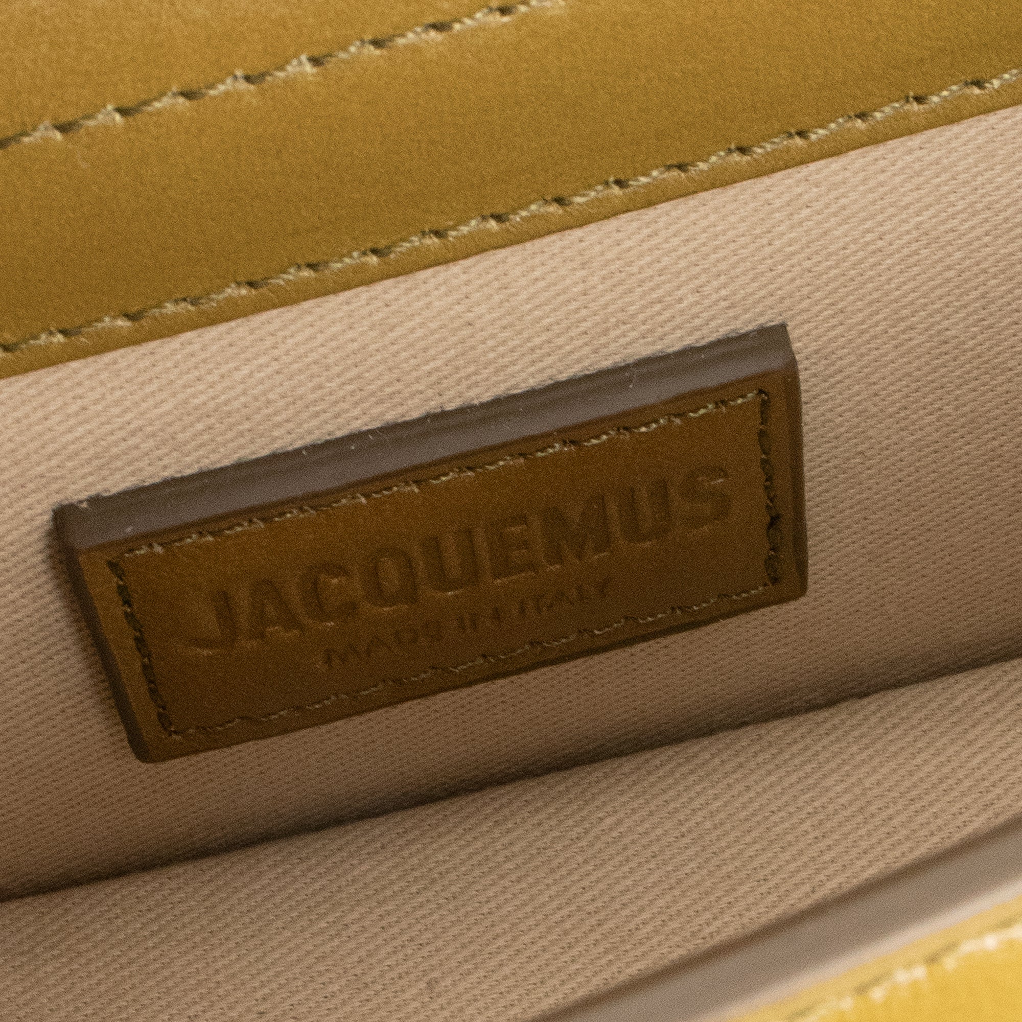 JACQUEMUS - Jacquemus Bambino shoulder bag in green leather