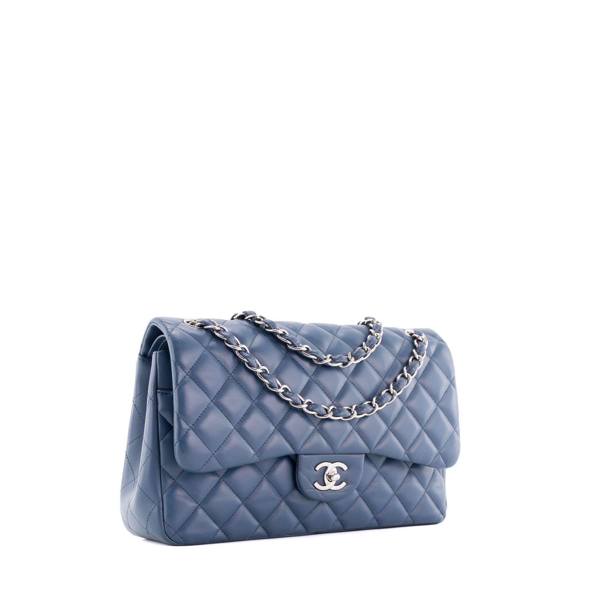 CHANEL - Sac à bandoulière Classique/Timeless Jumbo Chanel en cuir lisse bleu