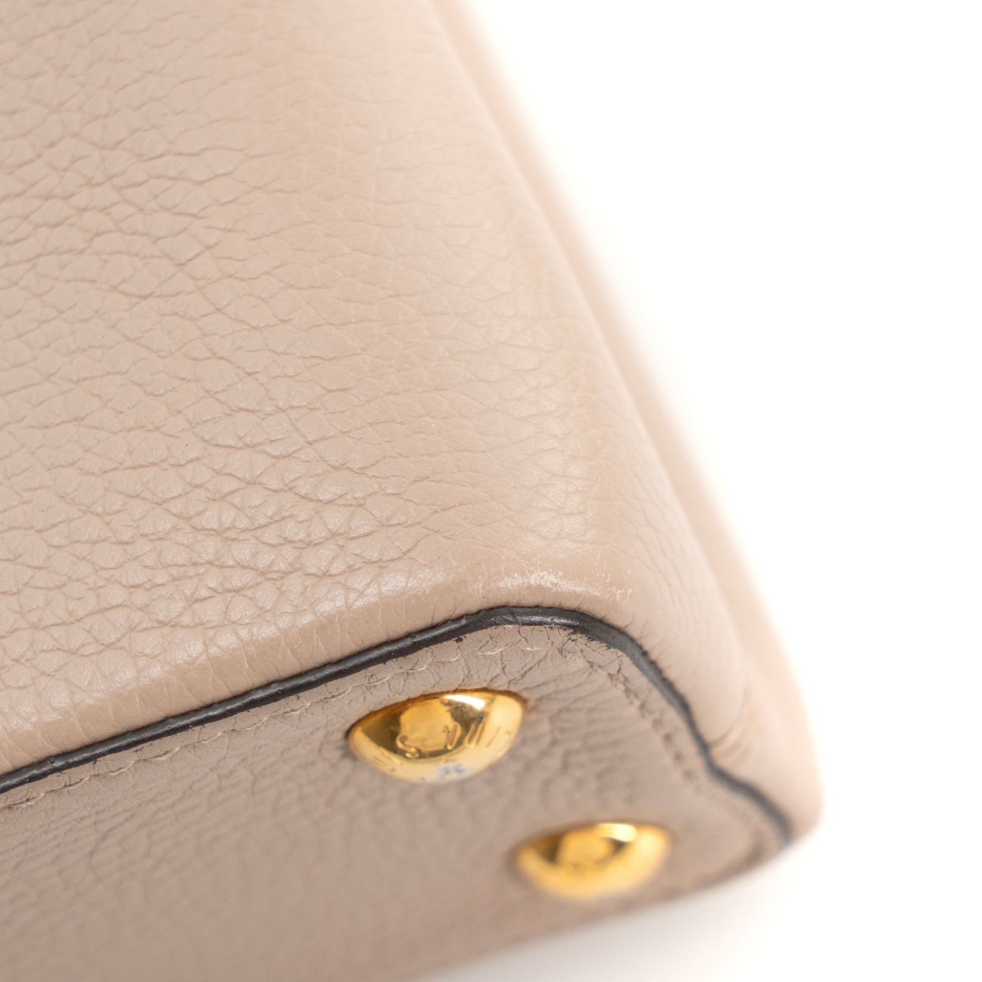 LOUIS VUITTON - Louis Vuitton Capucines BB handbag in beige bull calfskin and python