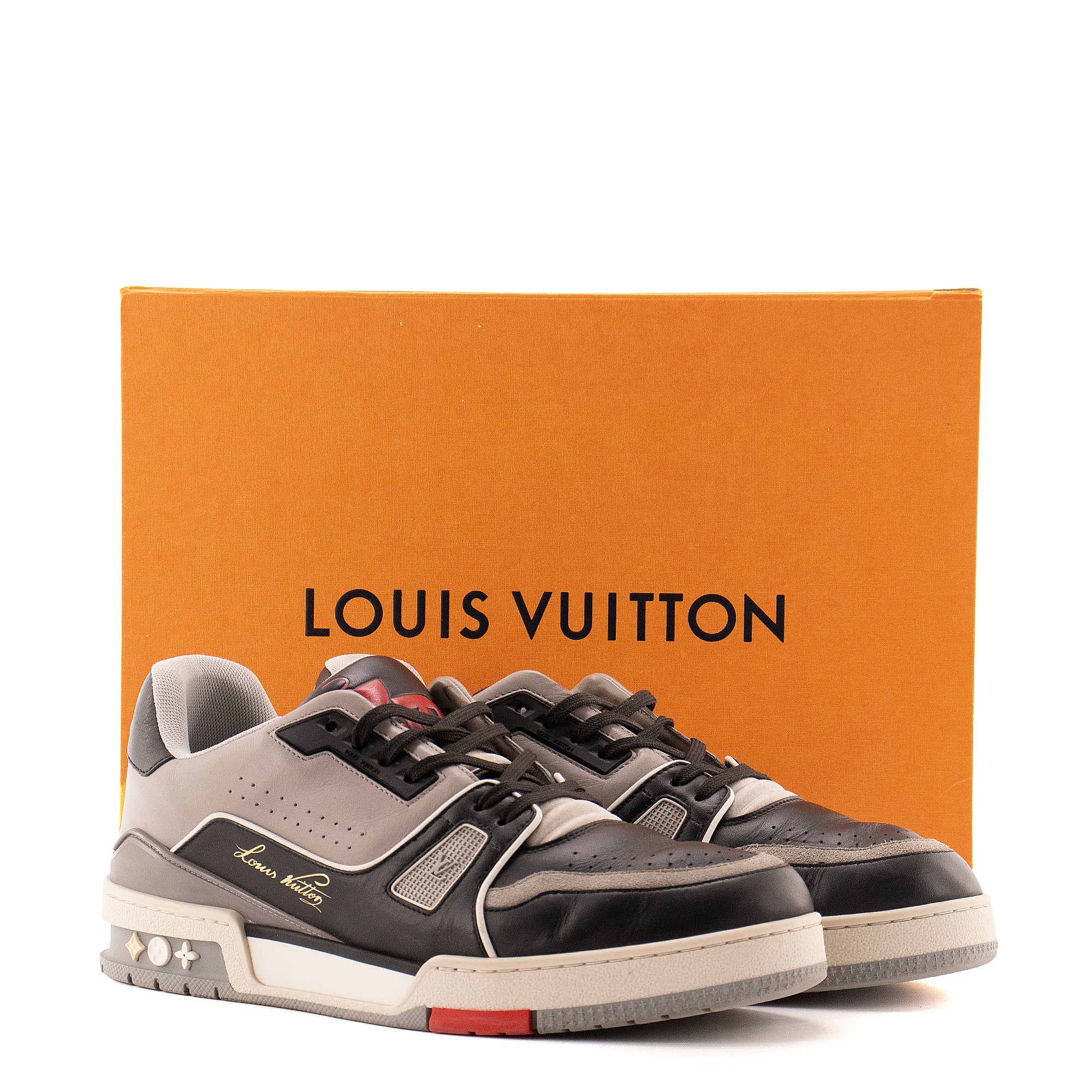 LOUIS VUITTON - Sneakers LV Trainer Low Louis Vuitton en cuir gris et noir (T42.5)