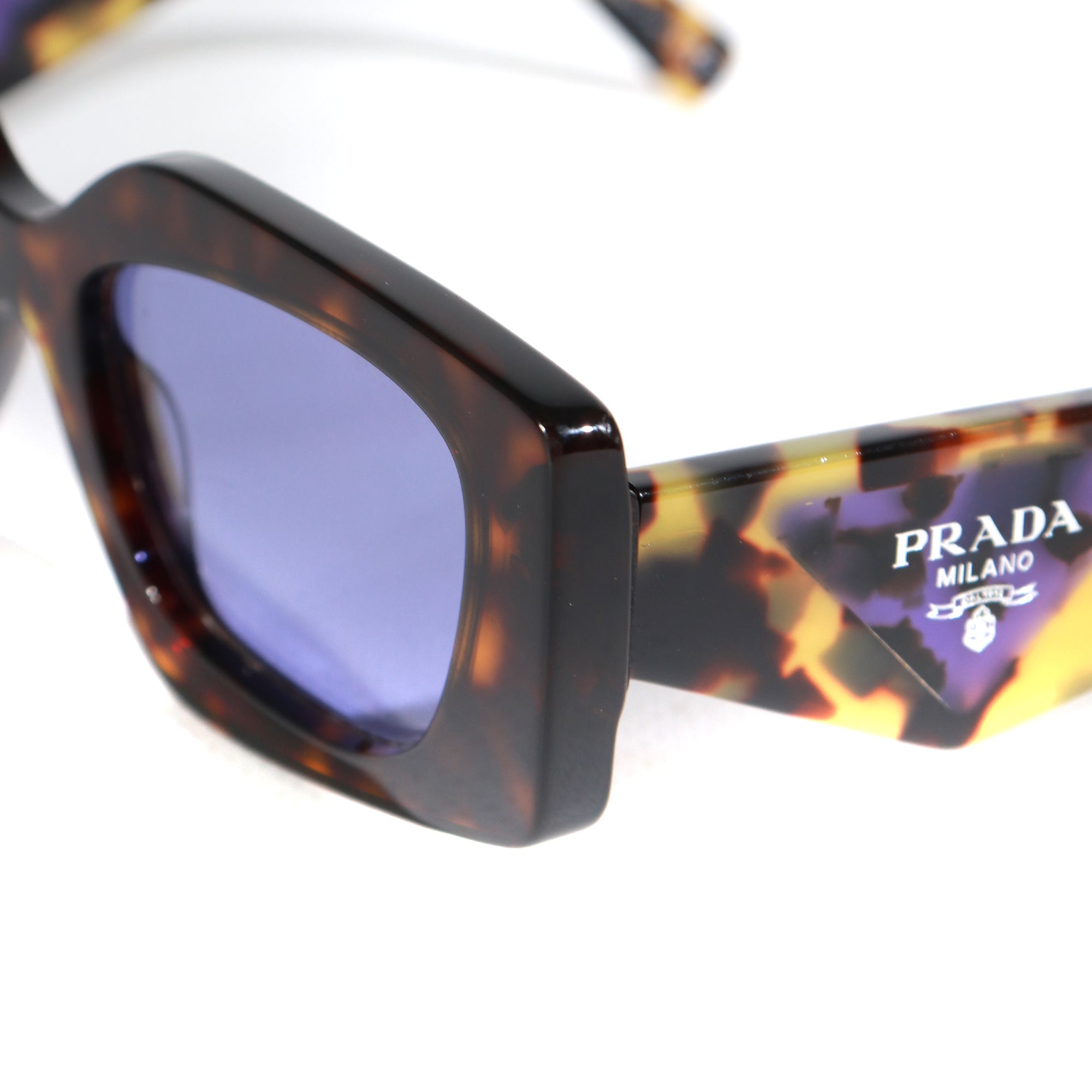 PRADA - Lunettes de soleil motif écailles