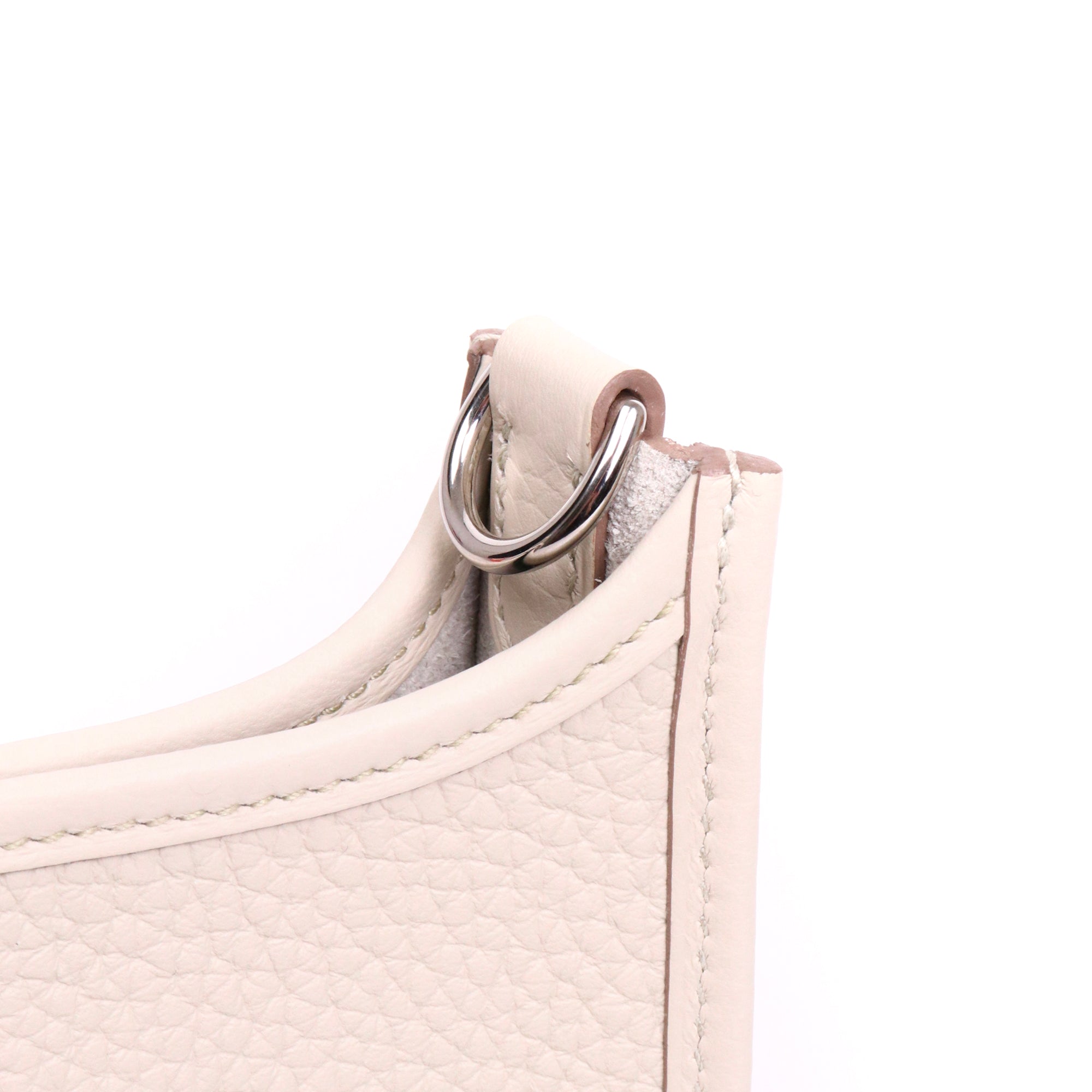 HERMÈS - Evelyne 16 shoulder bag in verona green taurillon leather