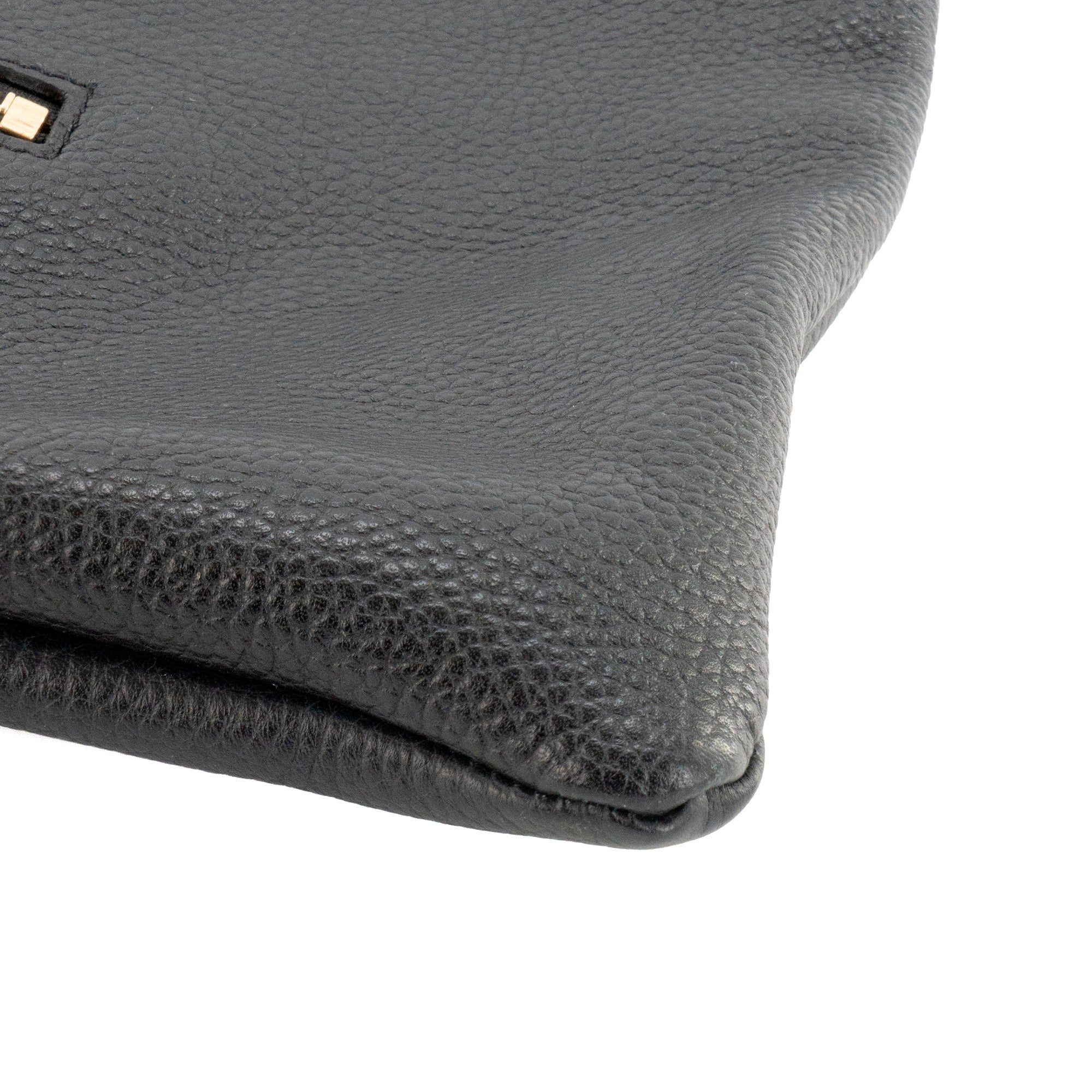 BURBERRY - Sac à bandoulière Cabas Burberry en cuir grainé noir