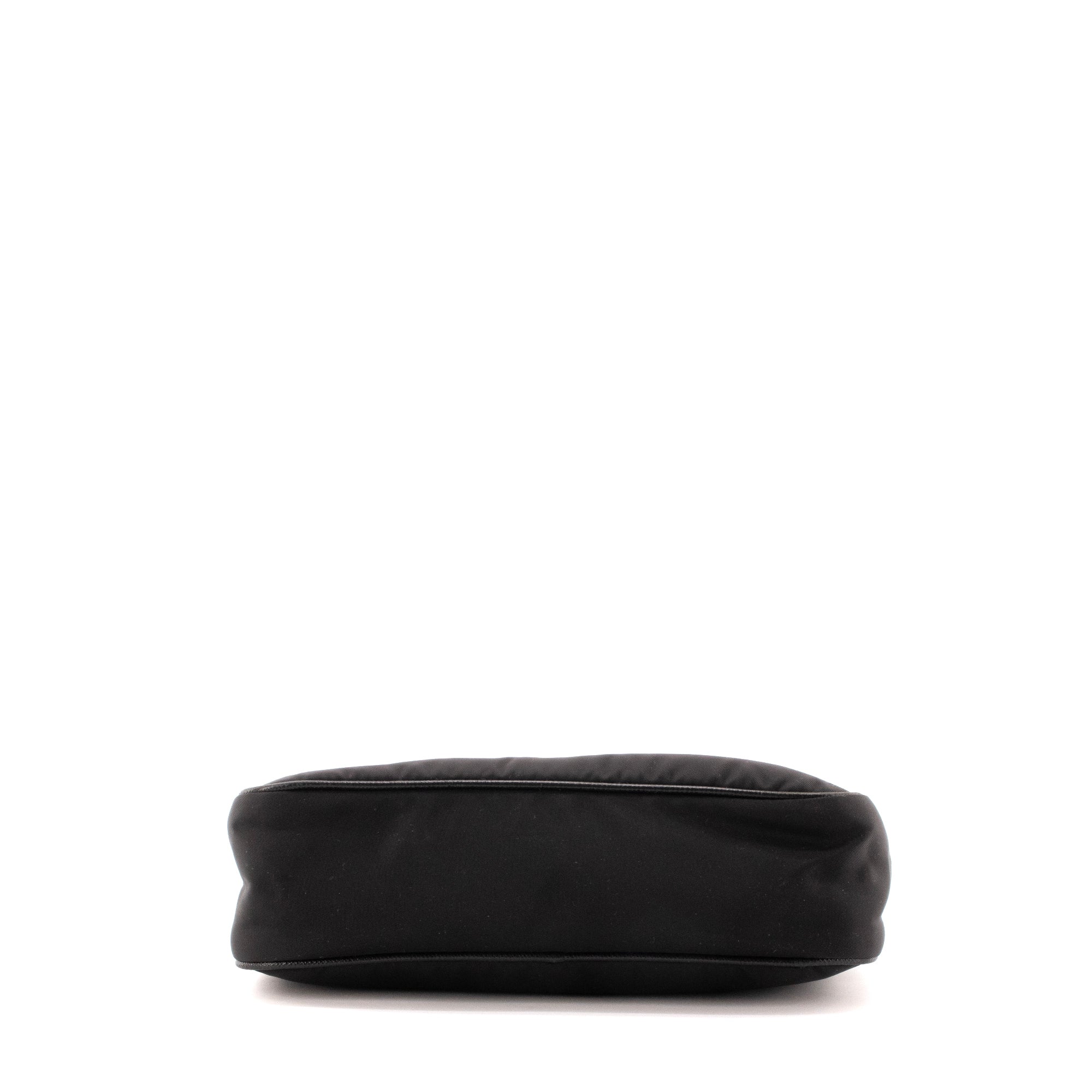 PRADA - Prada Re-Edition 2005 shoulder bag in black nylon