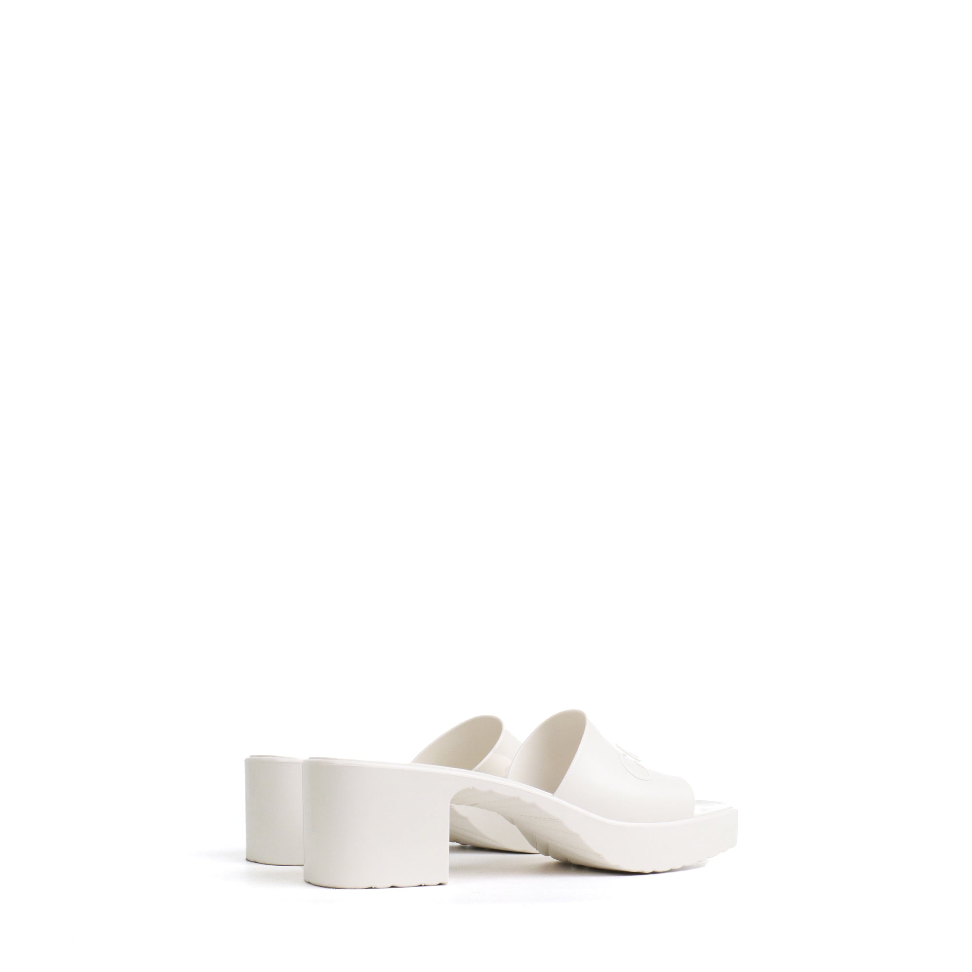 GUCCI - Sandales à talon Gucci en caoutchouc blanc (T35)