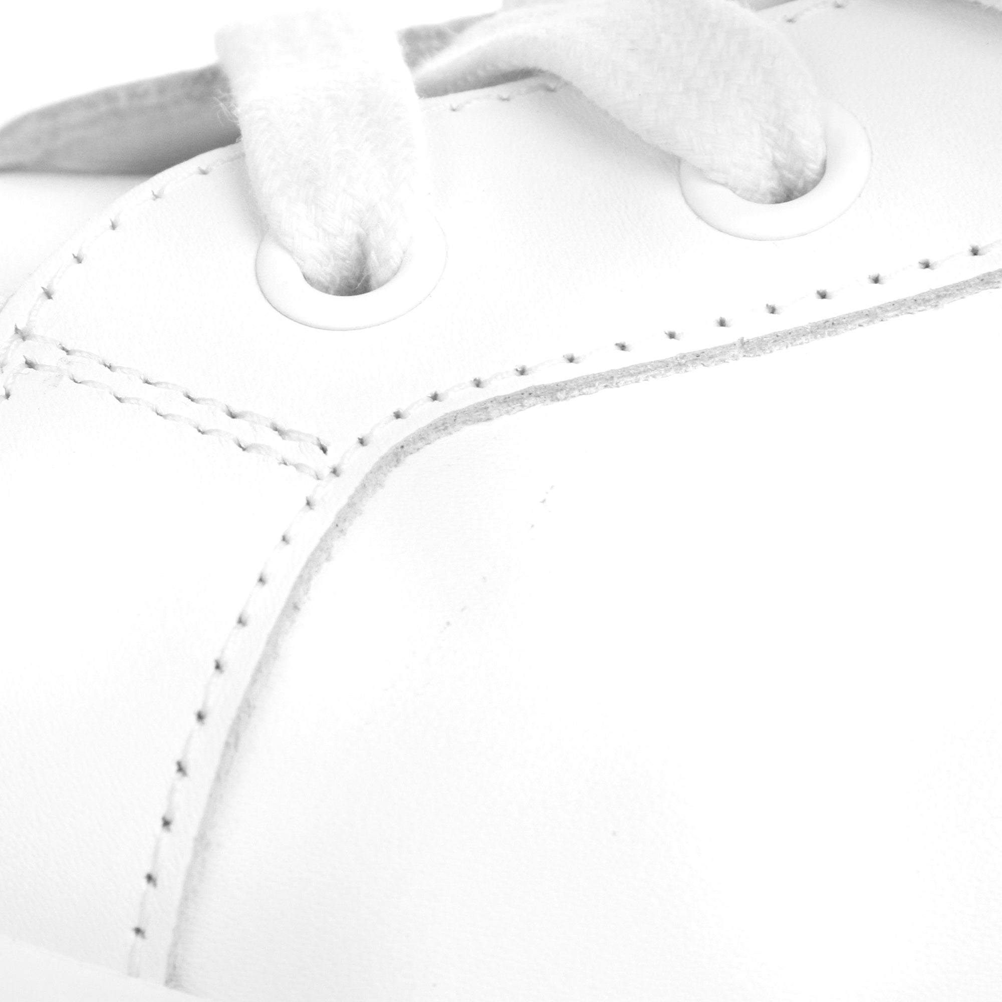 HERMÈS - Day sneakers in white leather (T39)