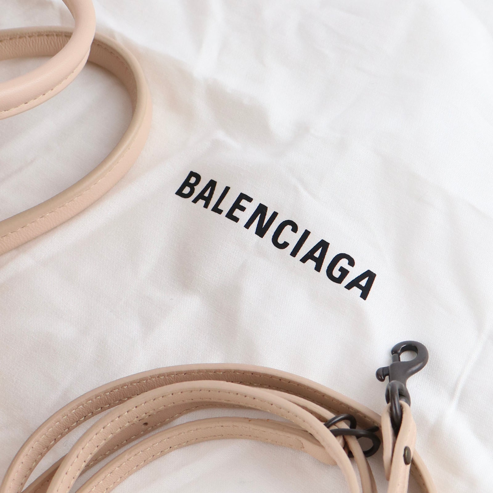 BALENCIAGA - Sac cabas avec bandoulière Papier A4 Cartable en mouton beige