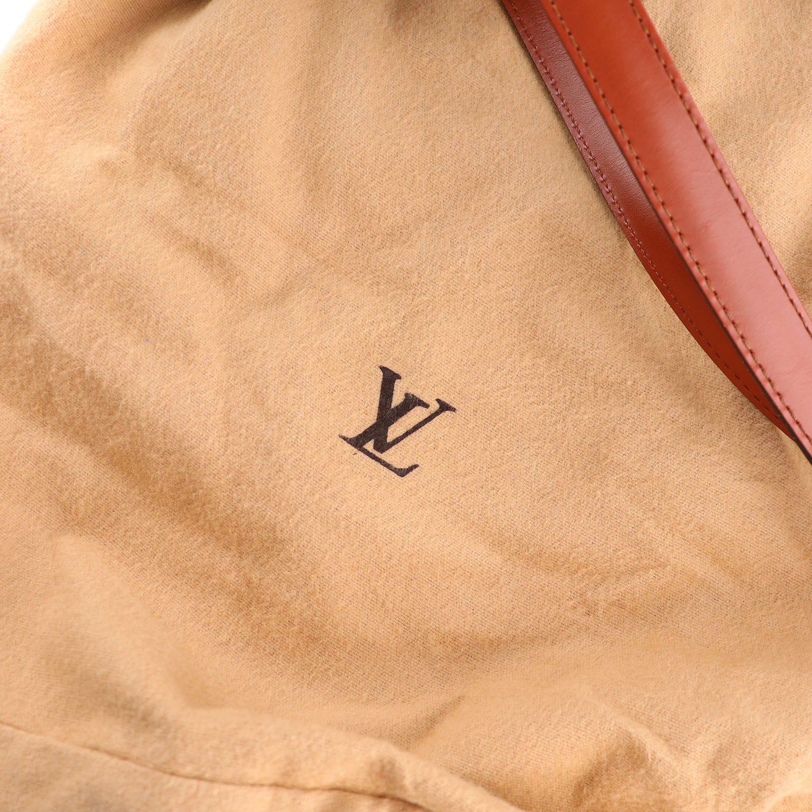 LOUIS VUITTON - Sac à main Saint Jacques moyen en cuir épi marron vintage