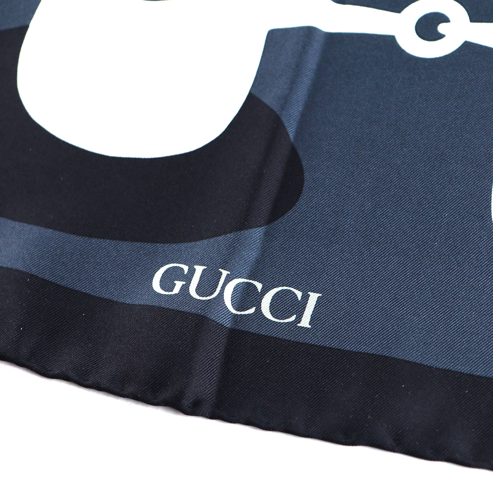 GUCCI - Carré de soie 90