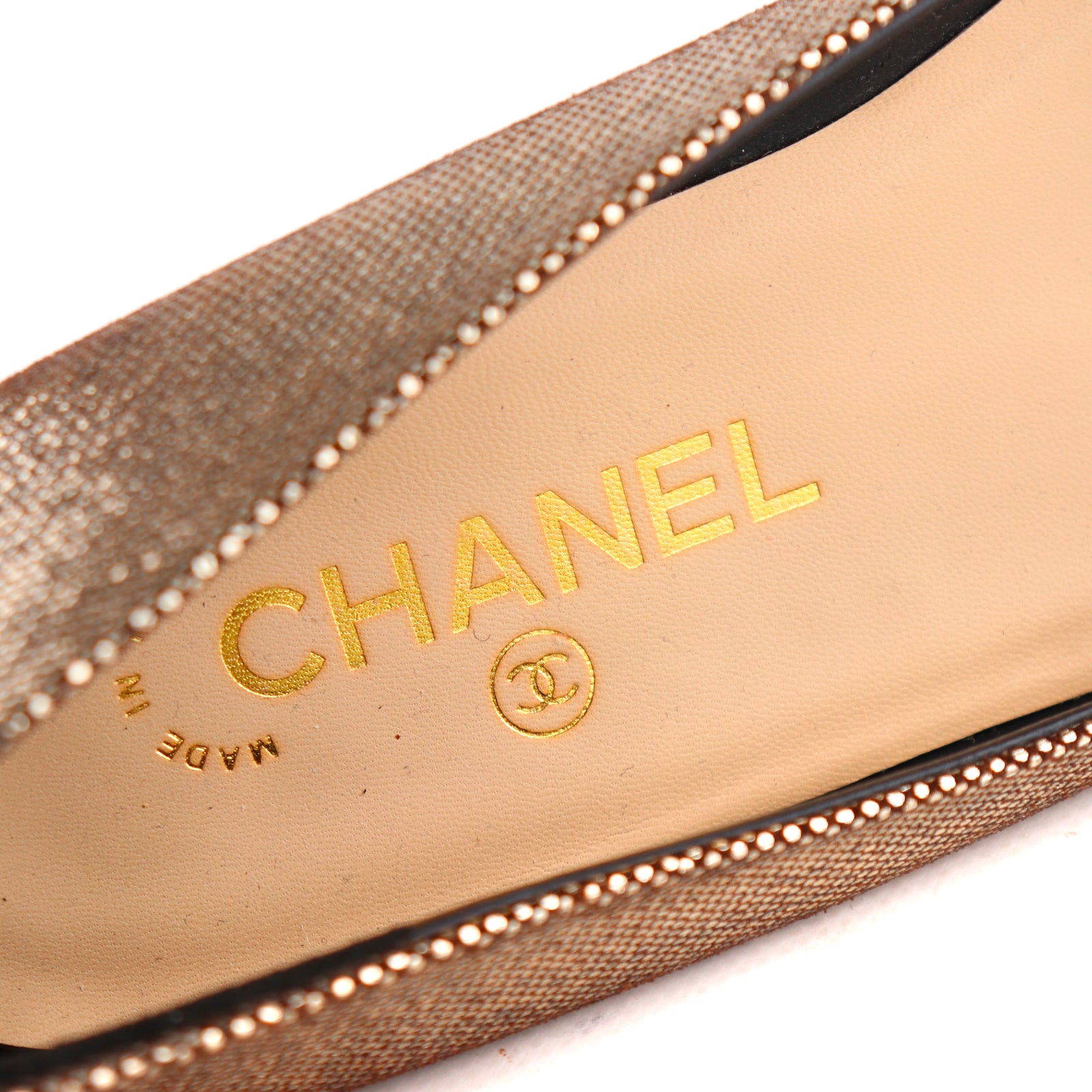 CHANEL - Ballerines en cuir doré (T39,5)