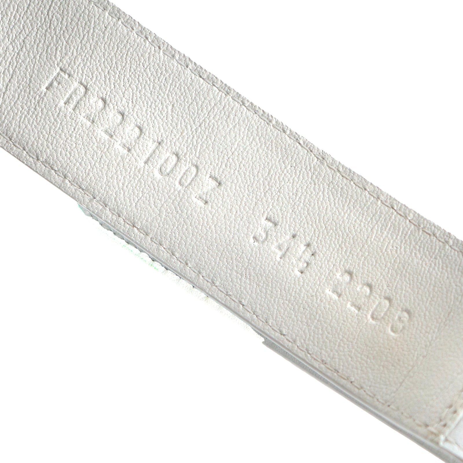 HERMÈS - Chypre sandals in white leather (T34.5)