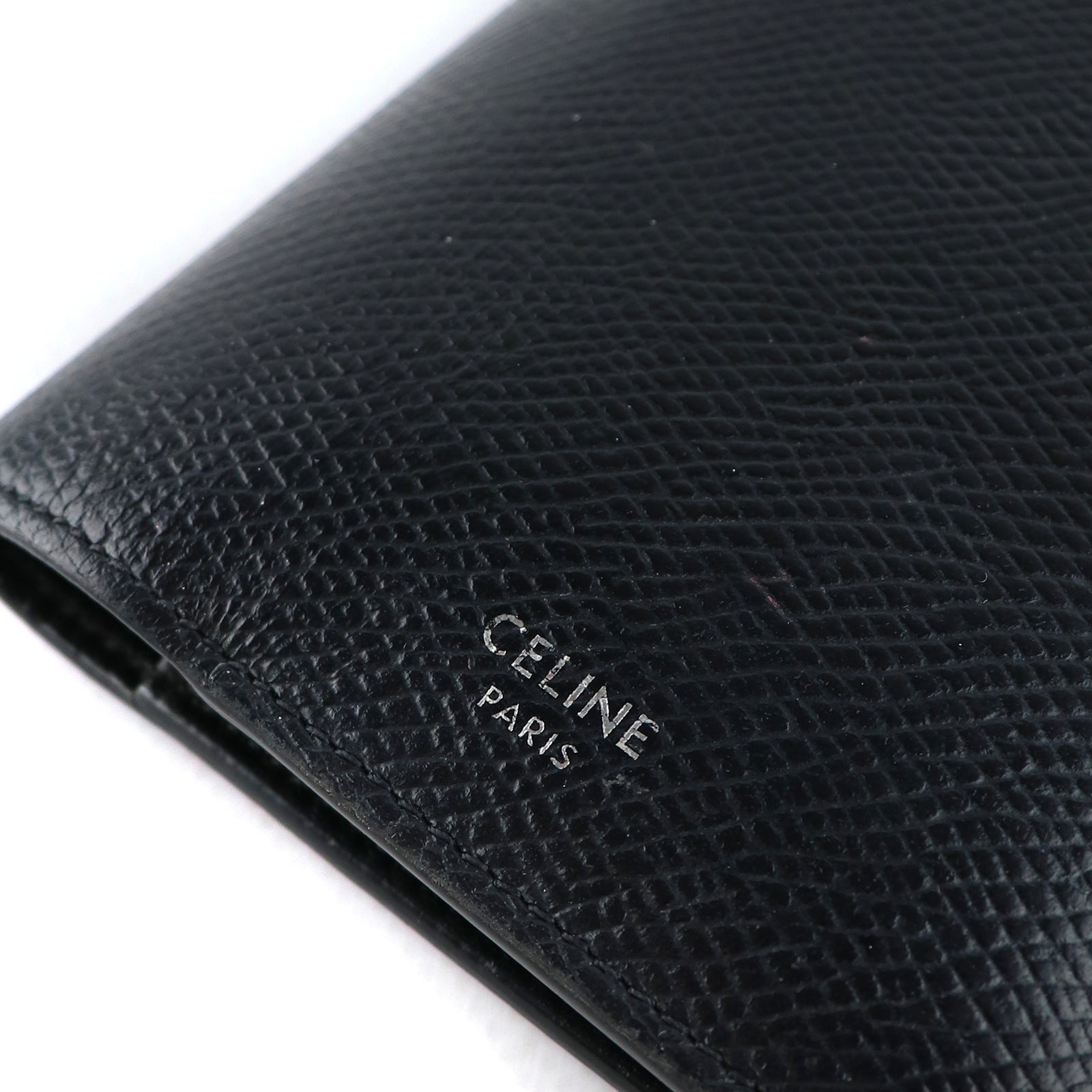 CELINE - Etui pour passeport en cuir grainé noir