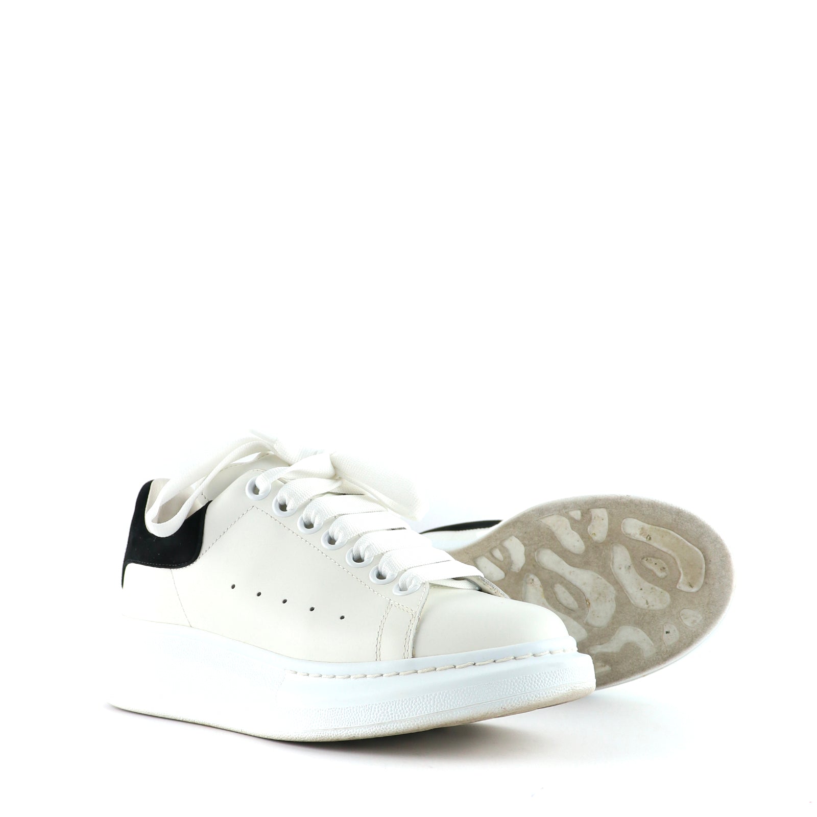 ALEXANDER MCQUEEN - Oversize sneakers in white leather (T36)