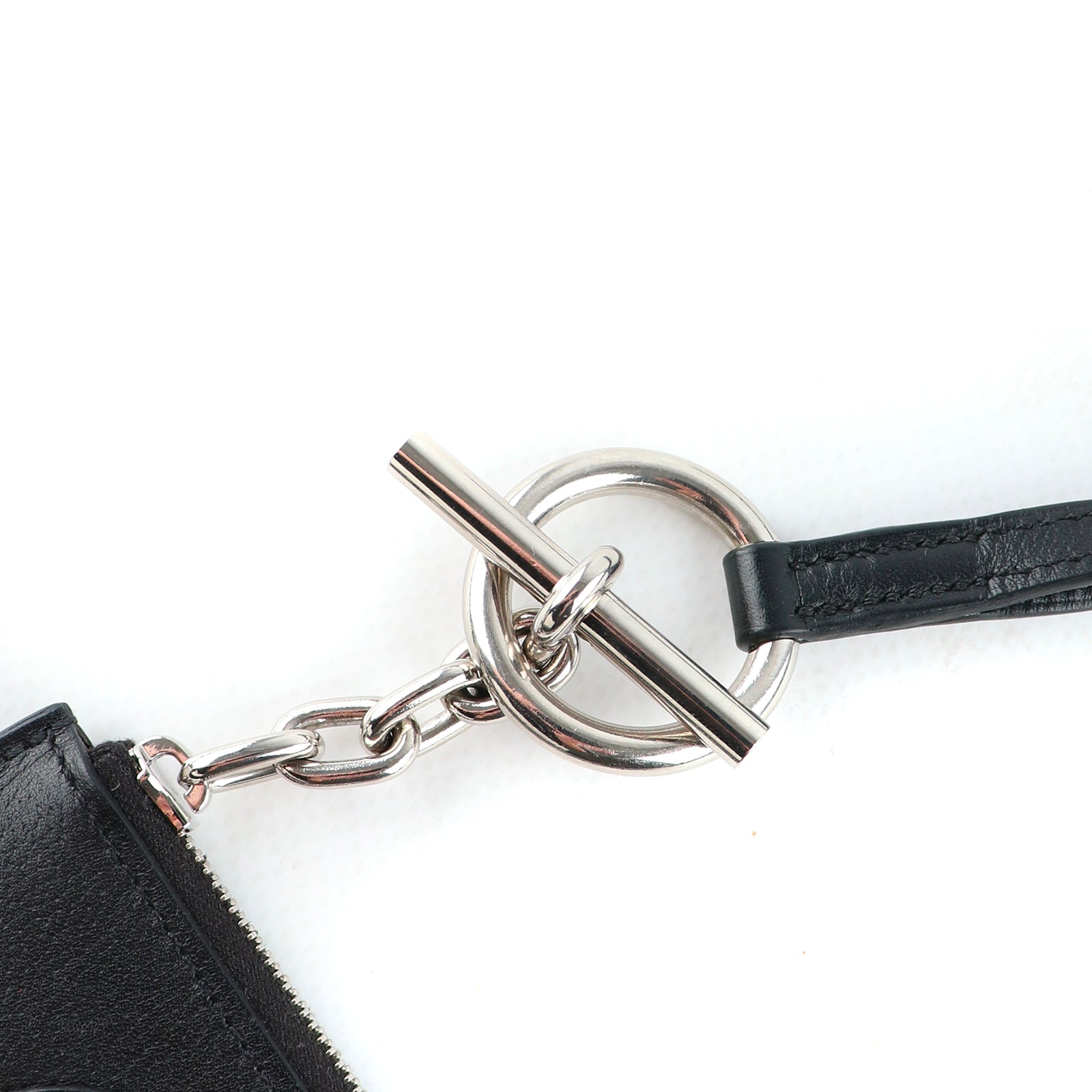 HERMÈS - Étui téléphone Strap GM et dragonne en cuir noir